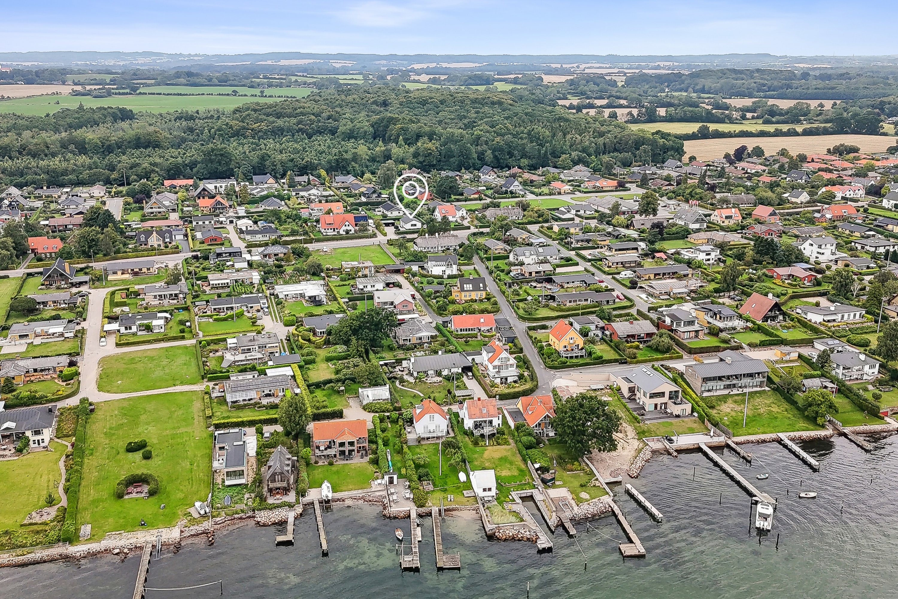 Fremhævet luftfoto billede i fuldskærmstilstand. Billede af Rantzausmindevej 122, 5700 Svendborg