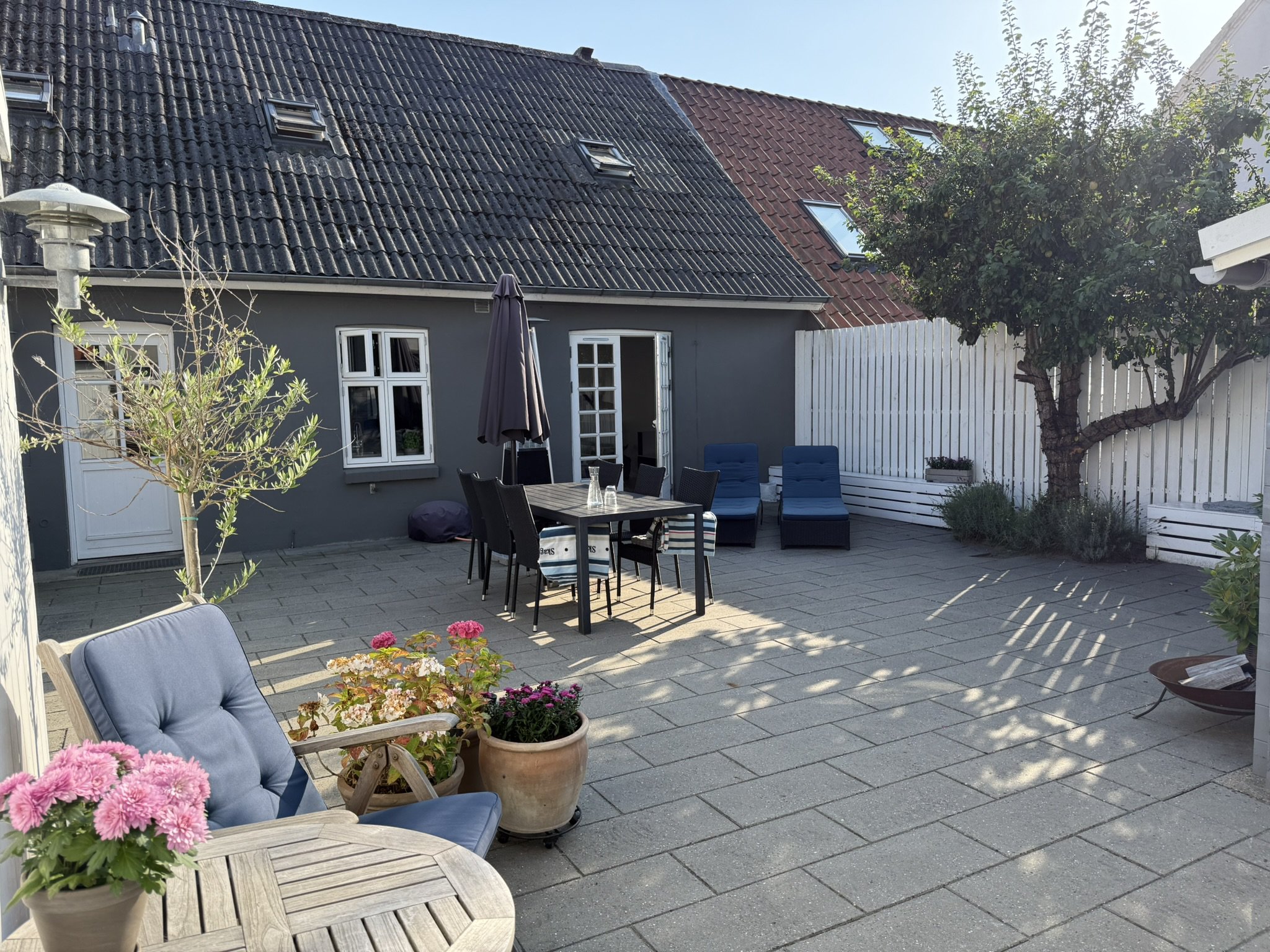 Fremhævet gårdhave billede i fuldskærmstilstand. Billede af Vestergade 16B, Skanderborg By, 8660 Skanderborg