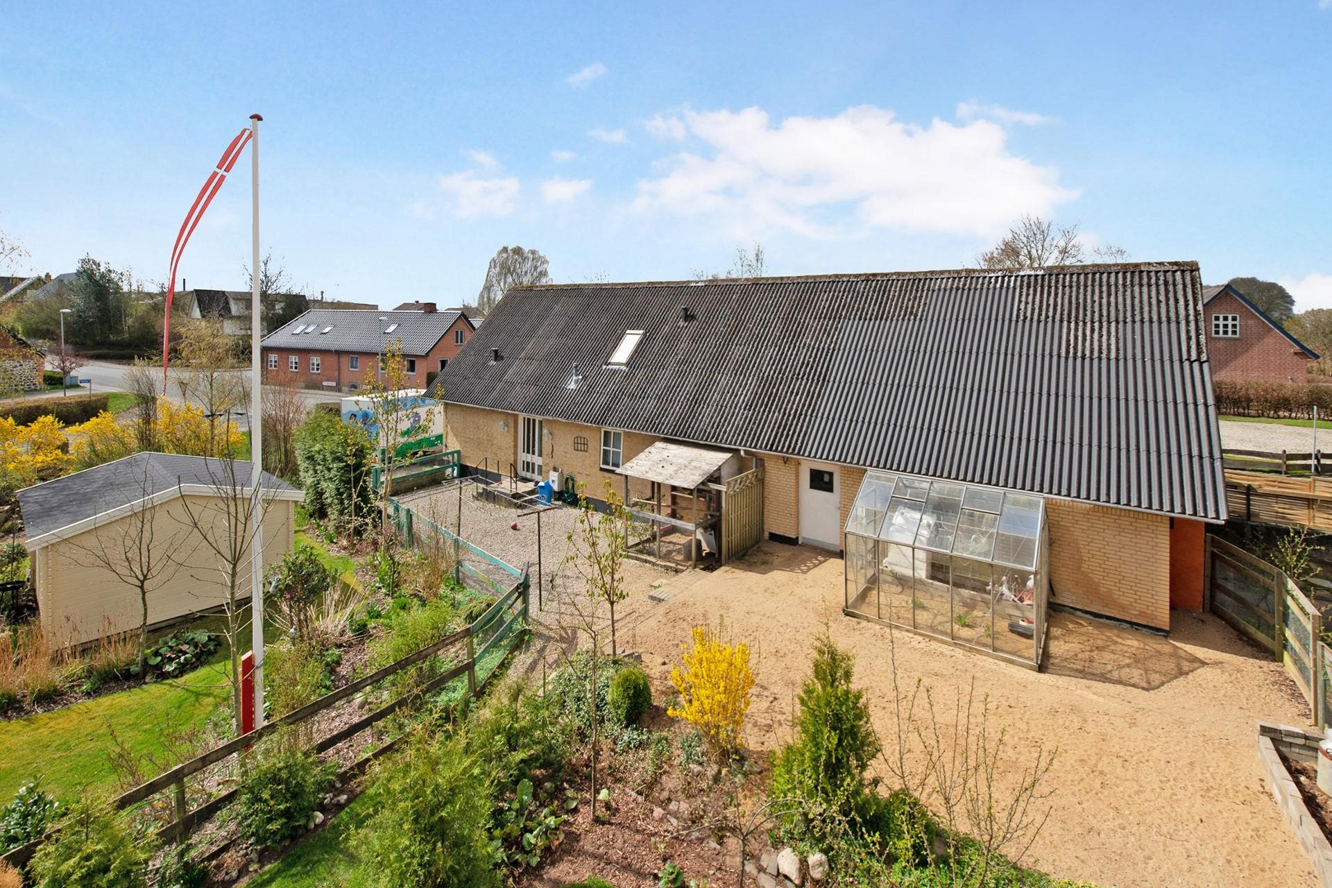 Fremhævet have billede i fuldskærmstilstand. Billede af Tukærvej 2, Hjorthede, 8850 Bjerringbro