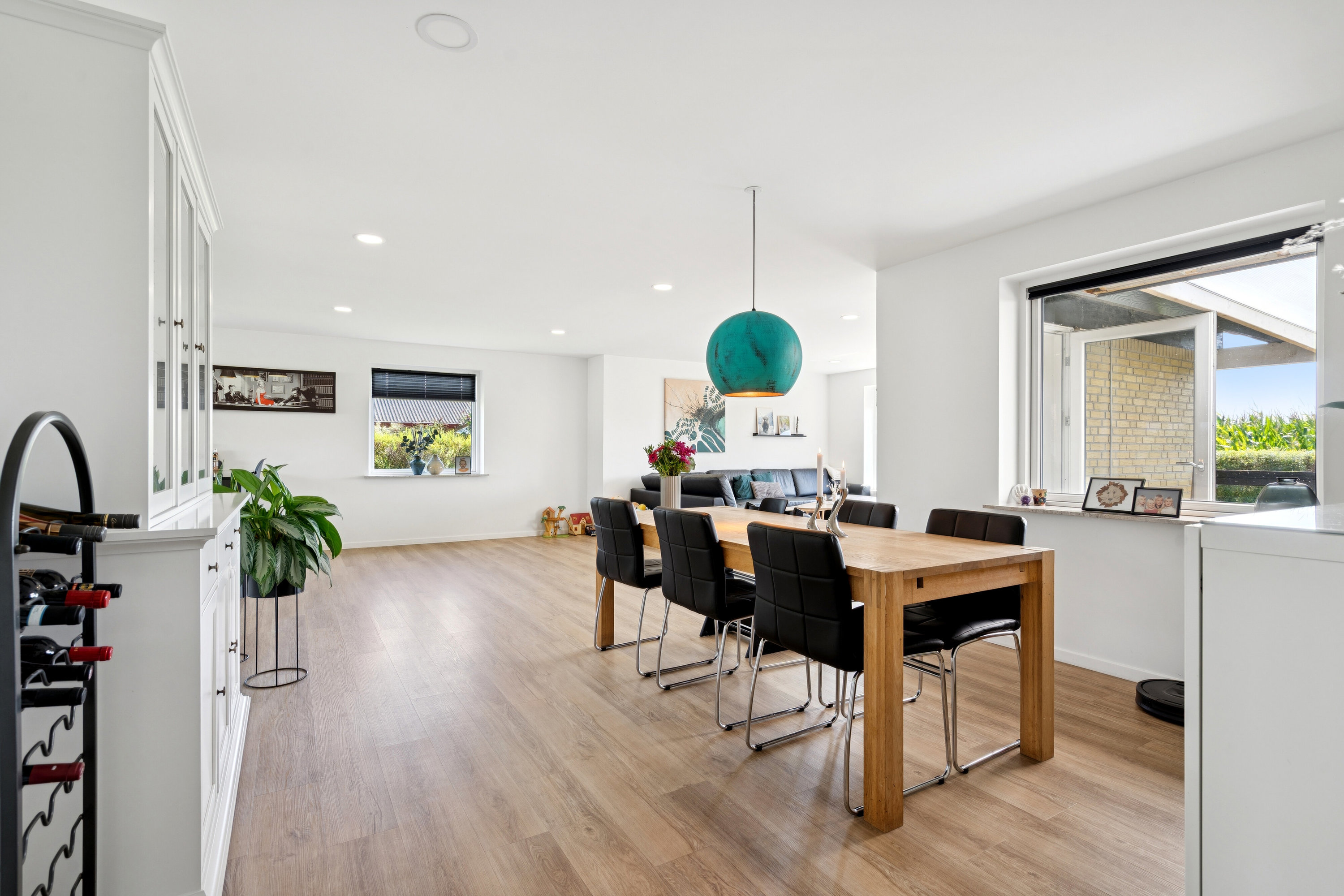 Fremhævet stue billede i fuldskærmstilstand. Billede af Mosevænget 4, Krarup, 5750 Ringe