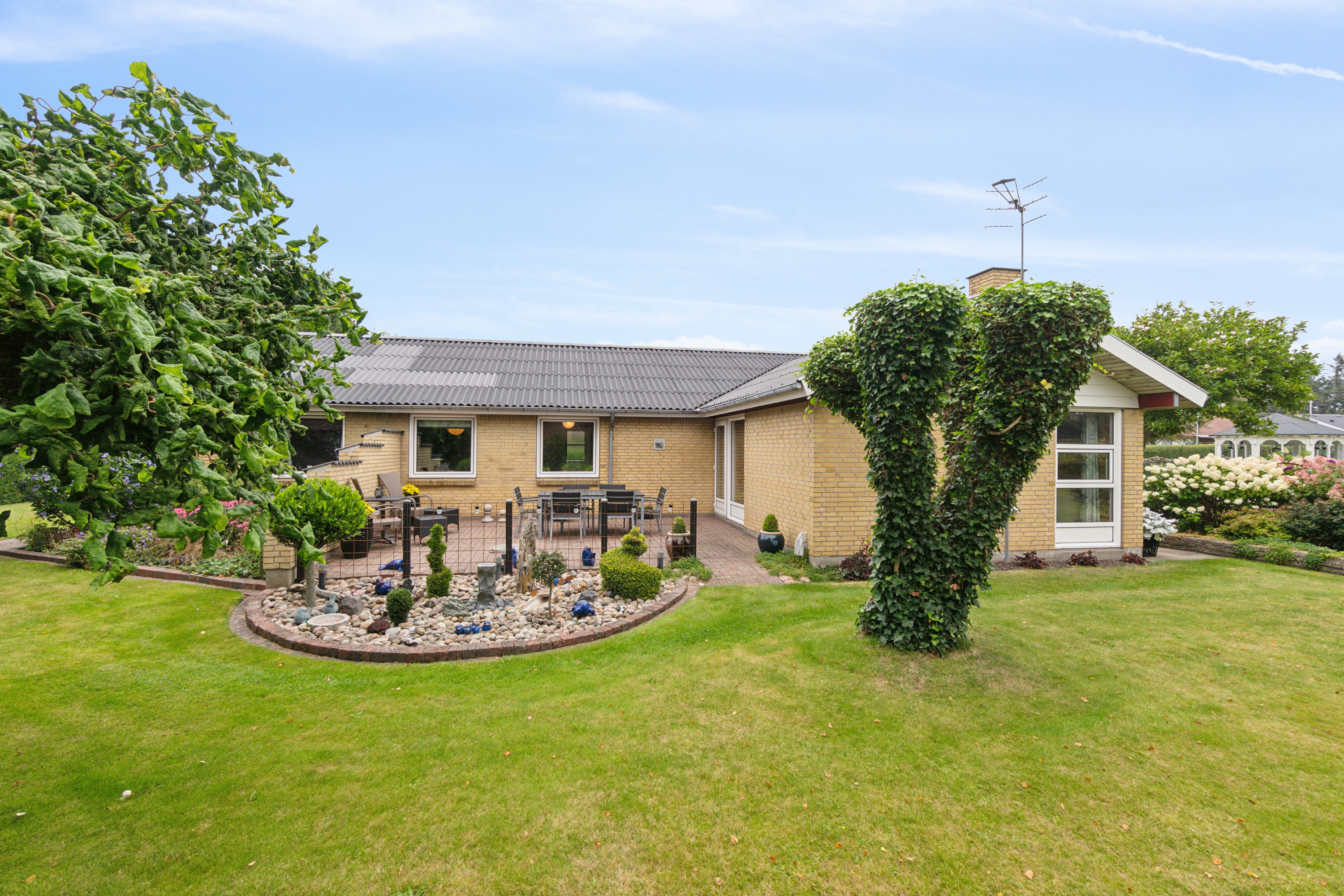 Fremhævet set fra haven billede i fuldskærmstilstand. Billede af Blommevej 6, 7741 Frøstrup