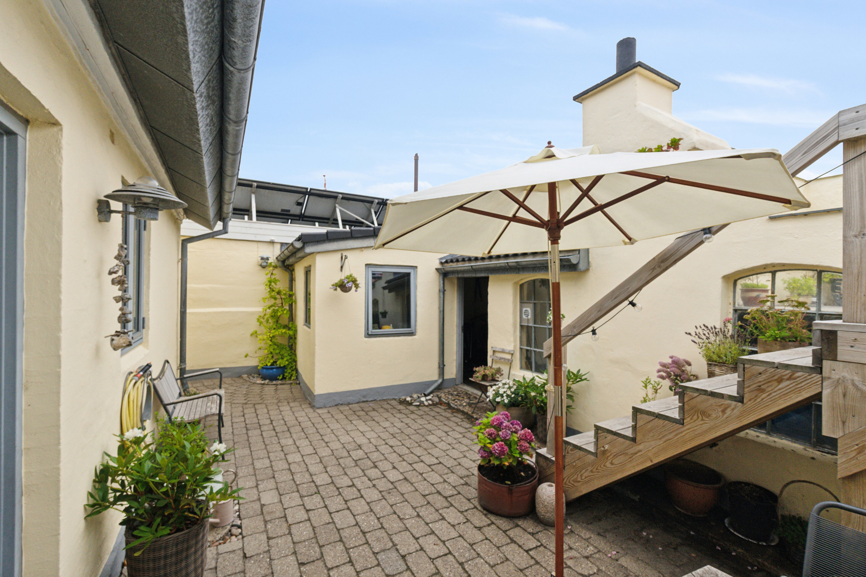 Fremhævet udendørs billede i fuldskærmstilstand. Billede af Simons Bakke 24, Tilsted, 7700 Thisted