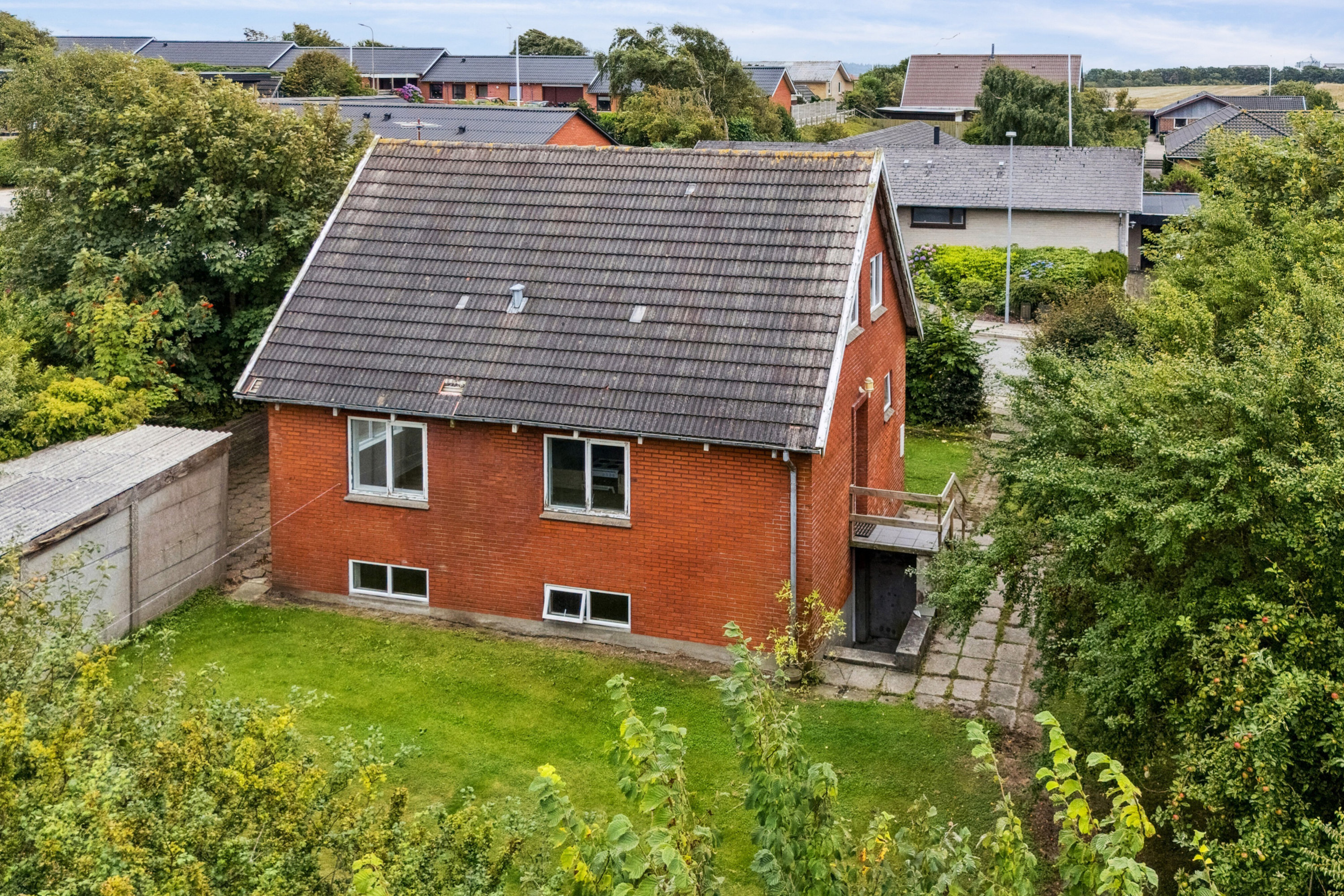 Fremhævet set fra haven billede i fuldskærmstilstand. Billede af Sønder Alle 37, 7760 Hurup Thy