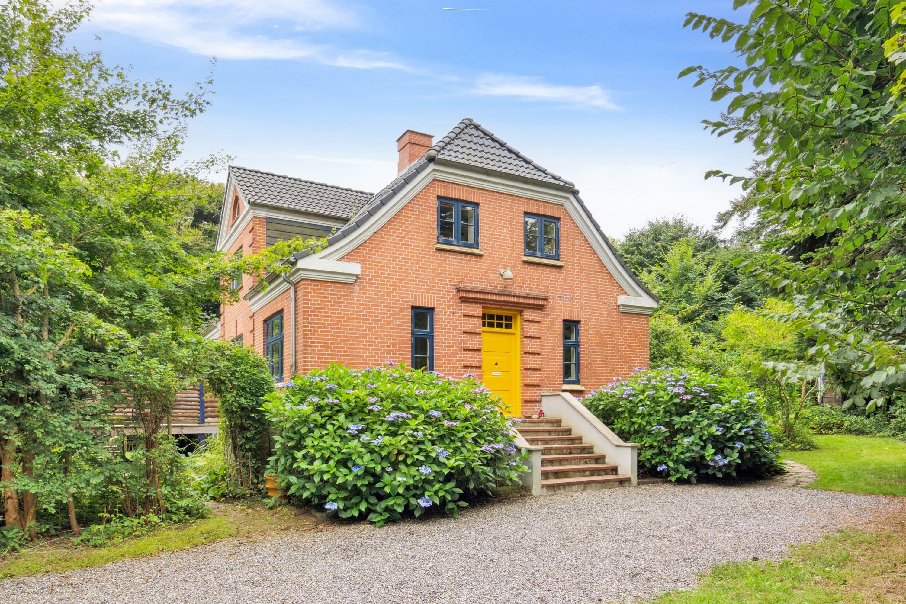 Fremhævet set fra vejen billede i fuldskærmstilstand. Billede af Kløvenhøjvej 6, 7760 Hurup Thy