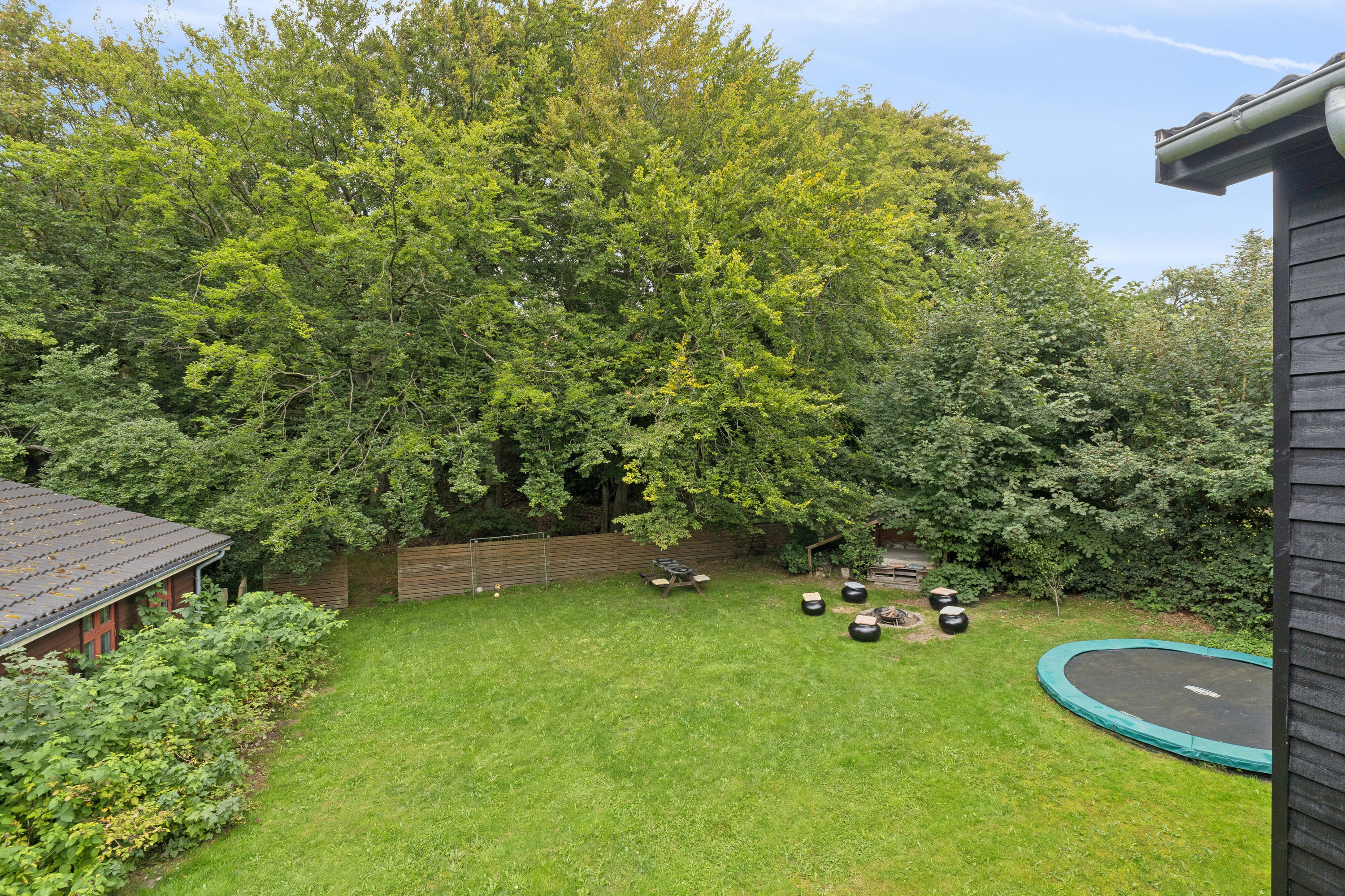 Fremhævet have billede i fuldskærmstilstand. Billede af Elsagervej 40, 9800 Hjørring