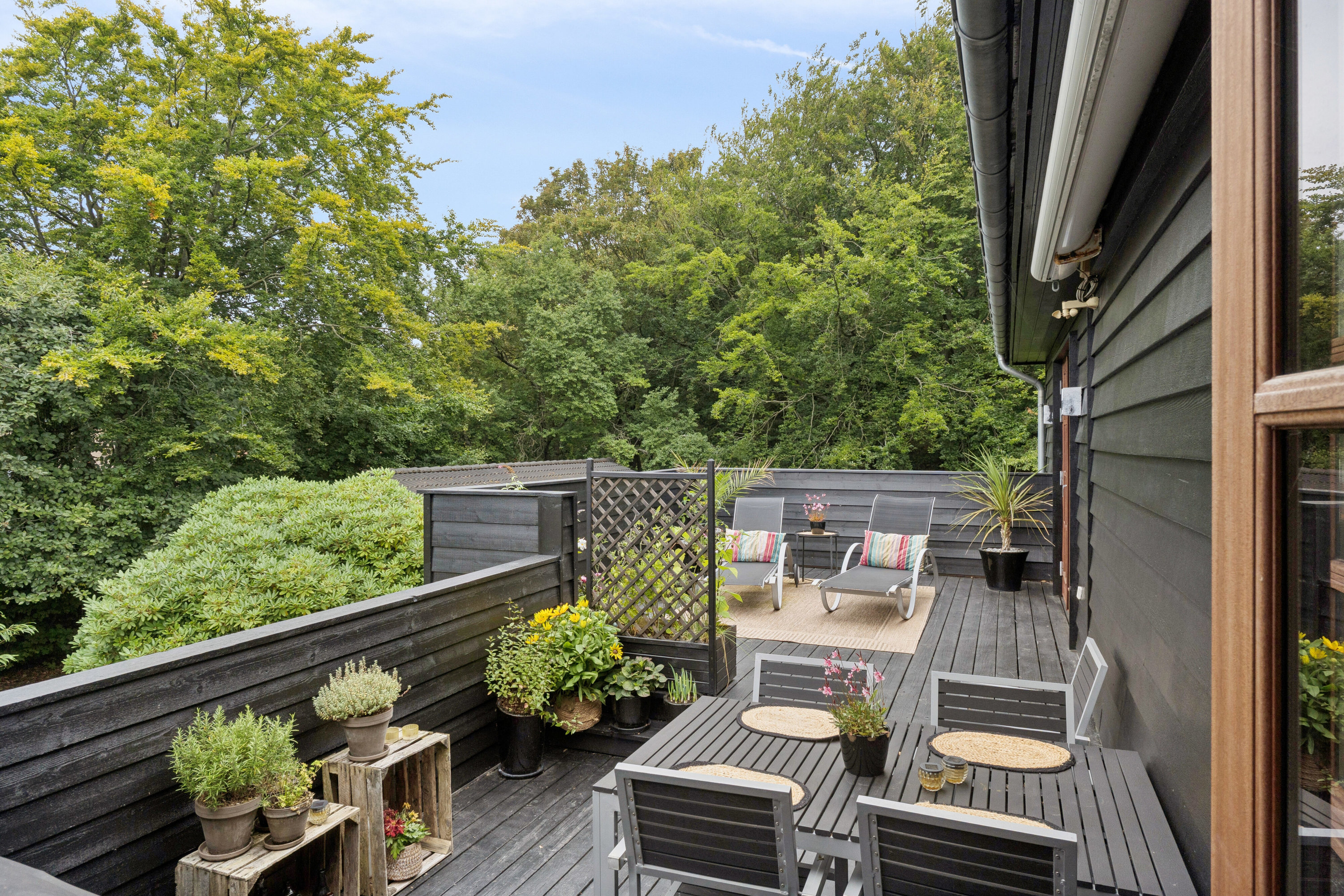 Miniaturebillede 2: altan. Billede af Elsagervej 40, 9800 Hjørring