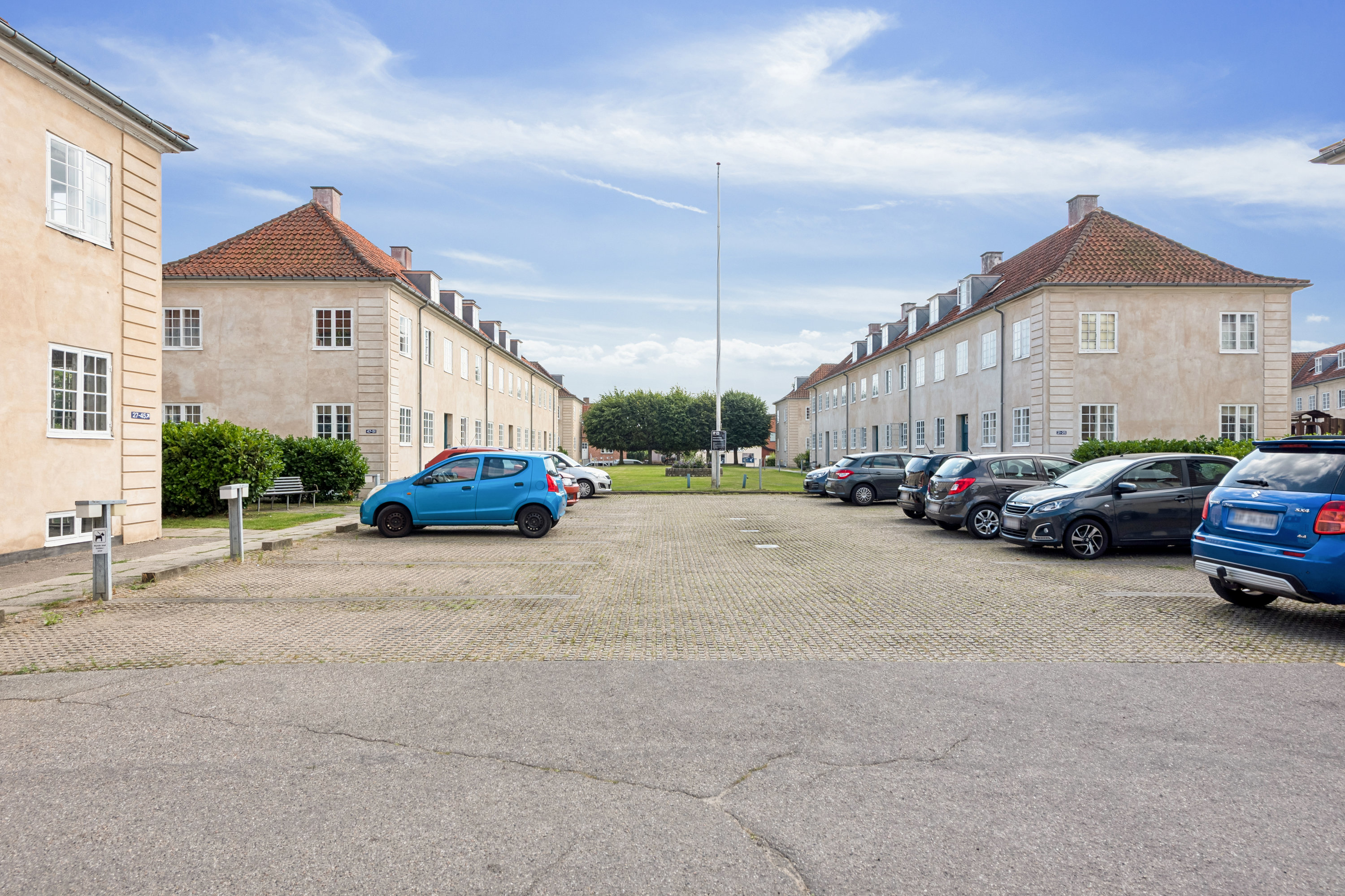 Fremhævet ejendom 1 billede i fuldskærmstilstand. Billede af Bragesvej 33, st.. tv., 3000 Helsingør