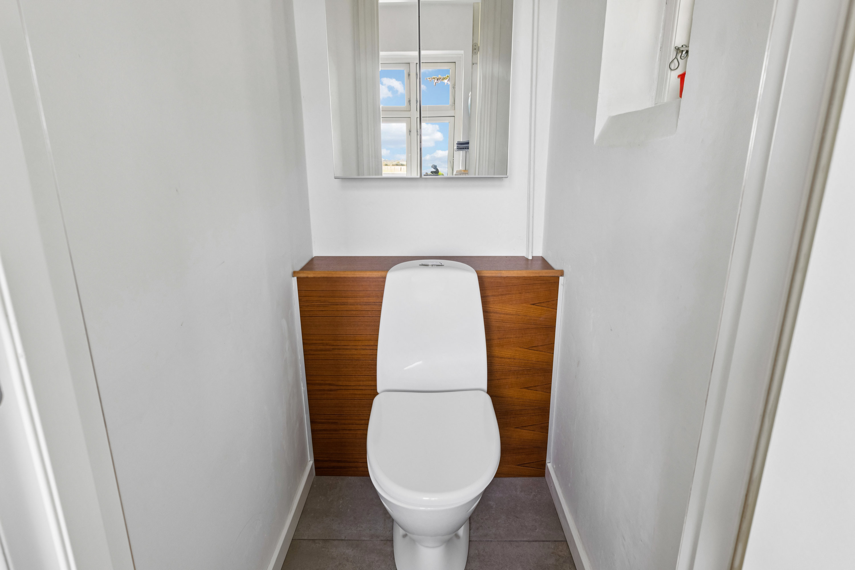 Fremhævet toilet billede i fuldskærmstilstand. Billede af Mandø Byvej 13, Mandø, 6760 Ribe