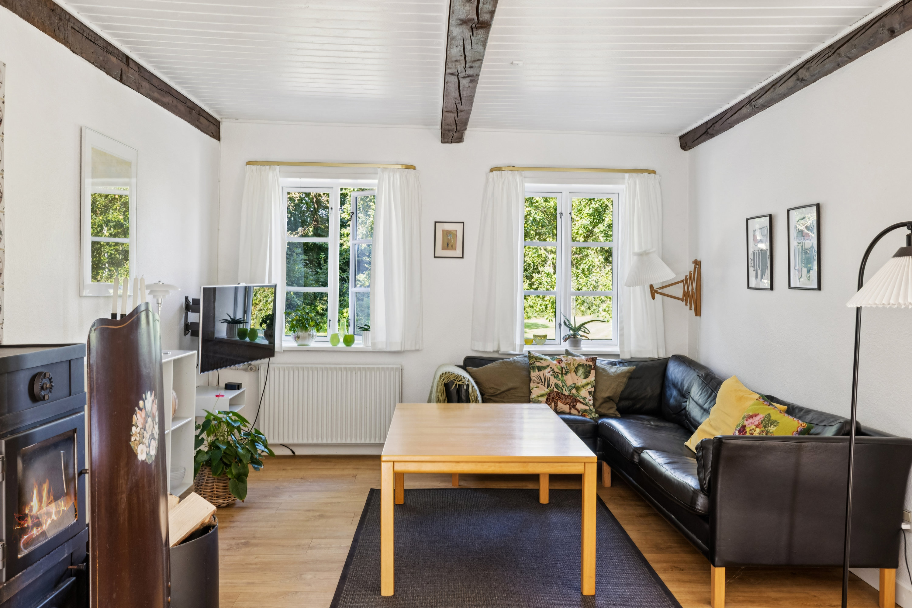 Fremhævet stue billede i fuldskærmstilstand. Billede af Møllehusvej 4, Skallebæk, 6760 Ribe