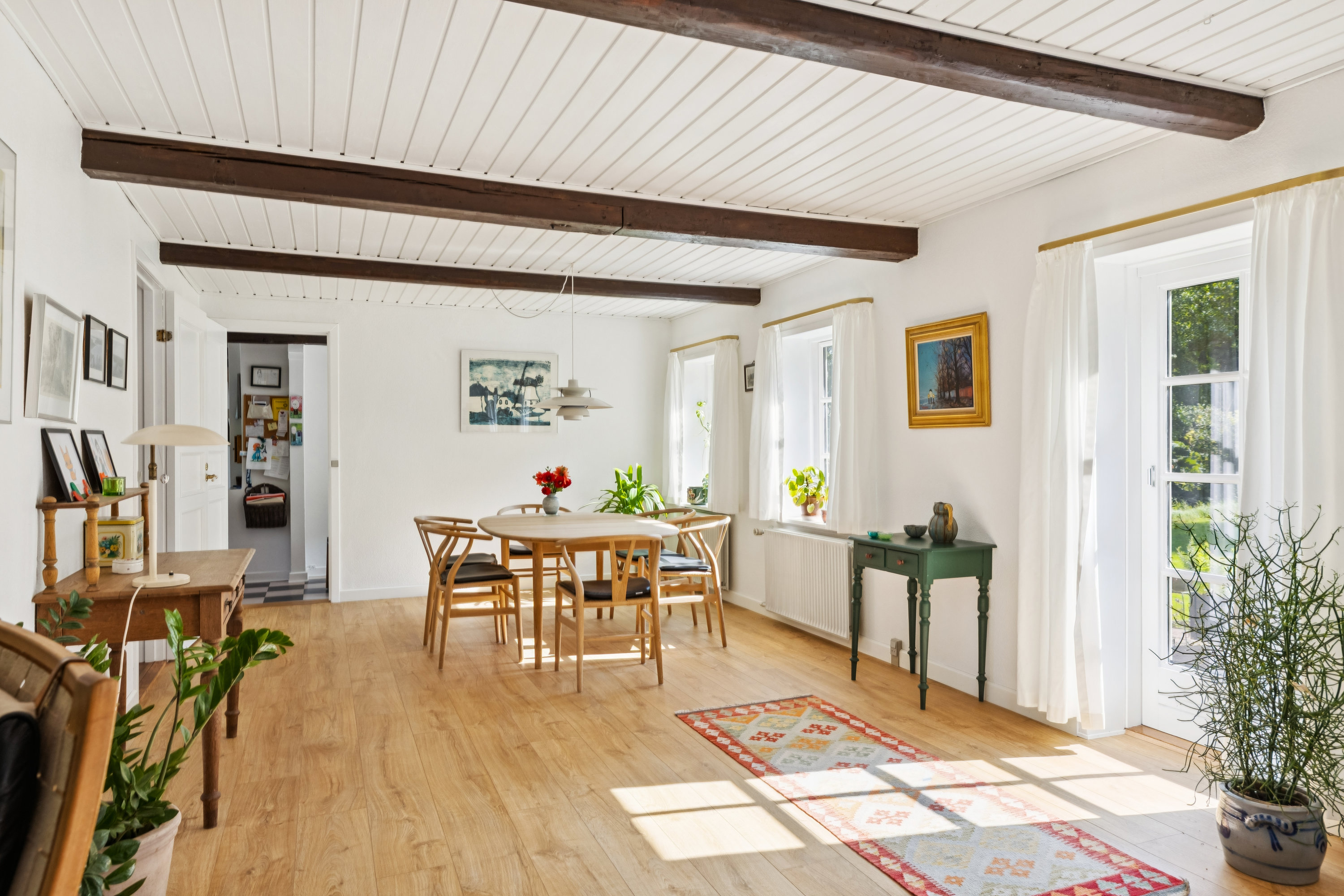 Fremhævet stue billede i fuldskærmstilstand. Billede af Møllehusvej 4, Skallebæk, 6760 Ribe