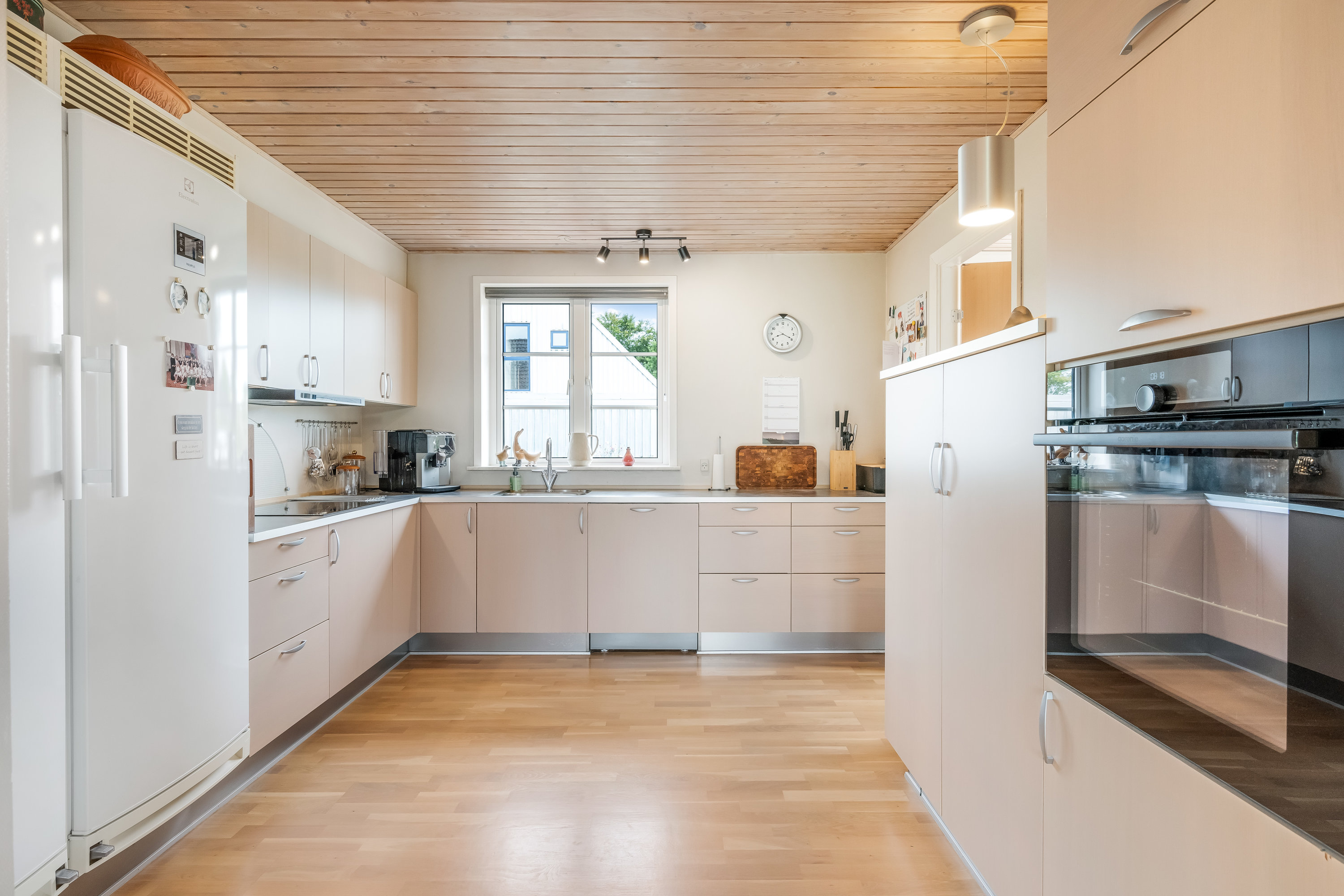 Fremhævet køkken billede i fuldskærmstilstand. Billede af Markledet 55, 6950 Ringkøbing