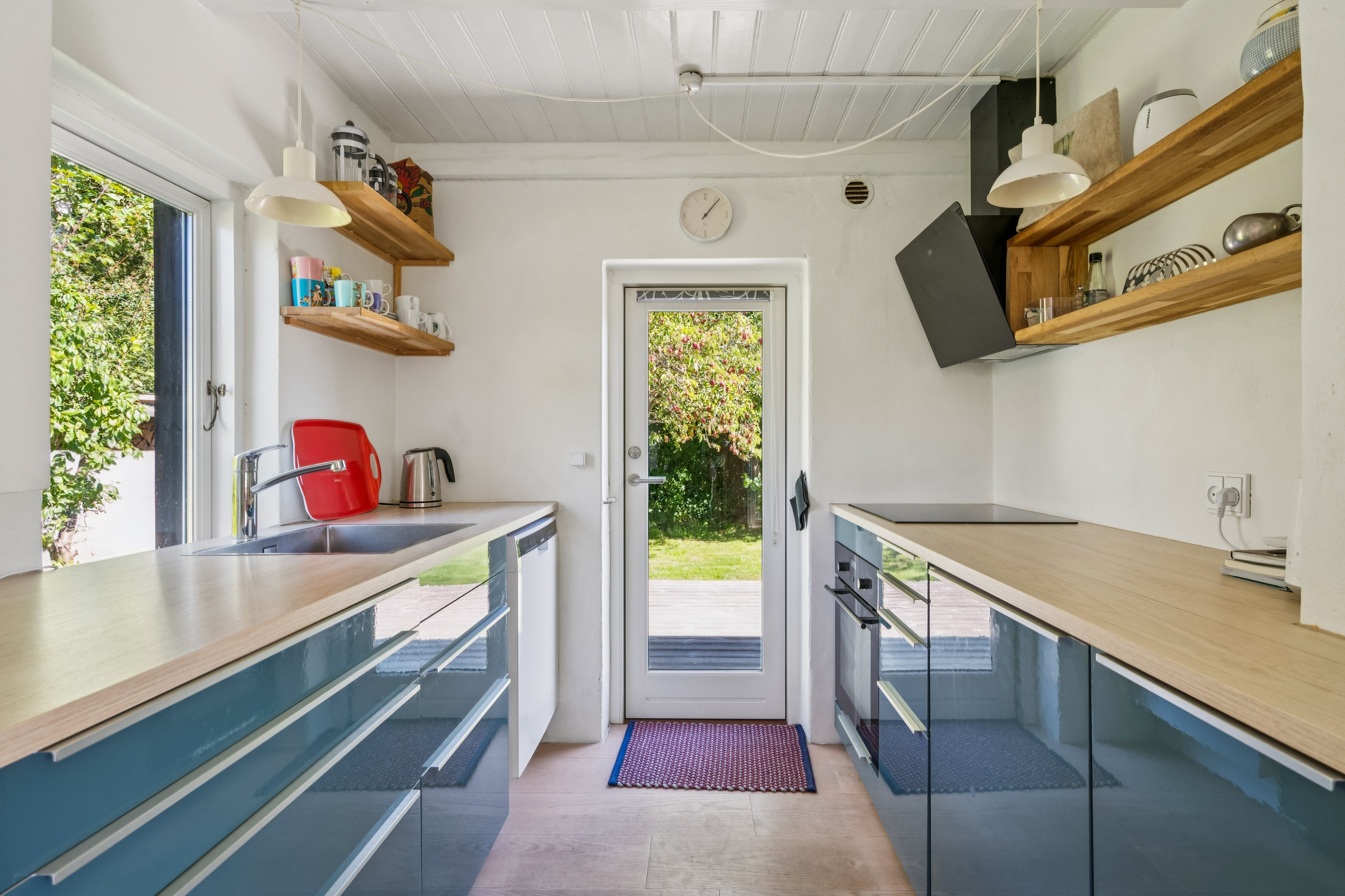 Fremhævet køkken billede i fuldskærmstilstand. Billede af Skovvej 4, Skødshoved Strand, 8420 Knebel