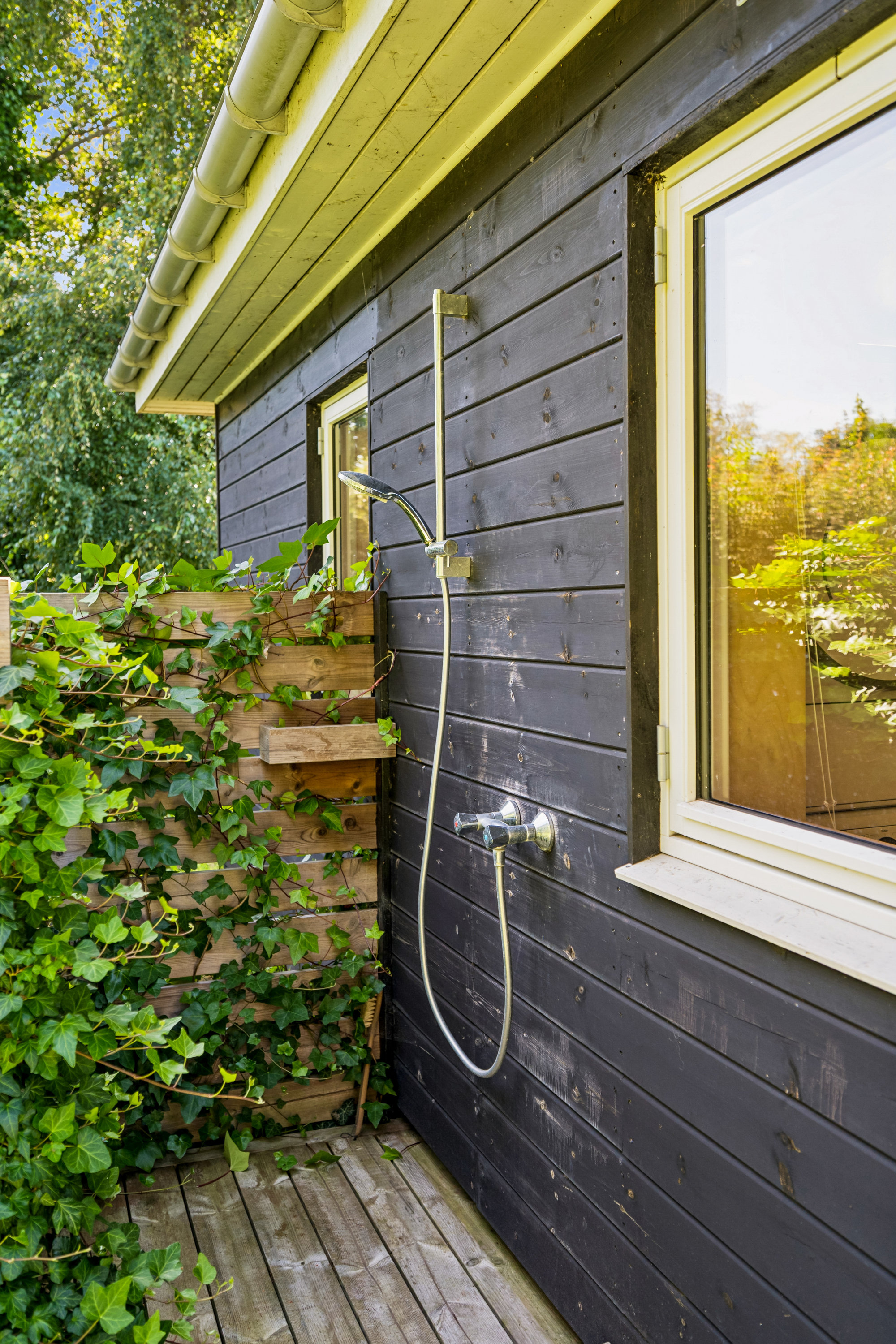 Fremhævet ejendom 1 billede i fuldskærmstilstand. Billede af Skovvej 4, Skødshoved Strand, 8420 Knebel