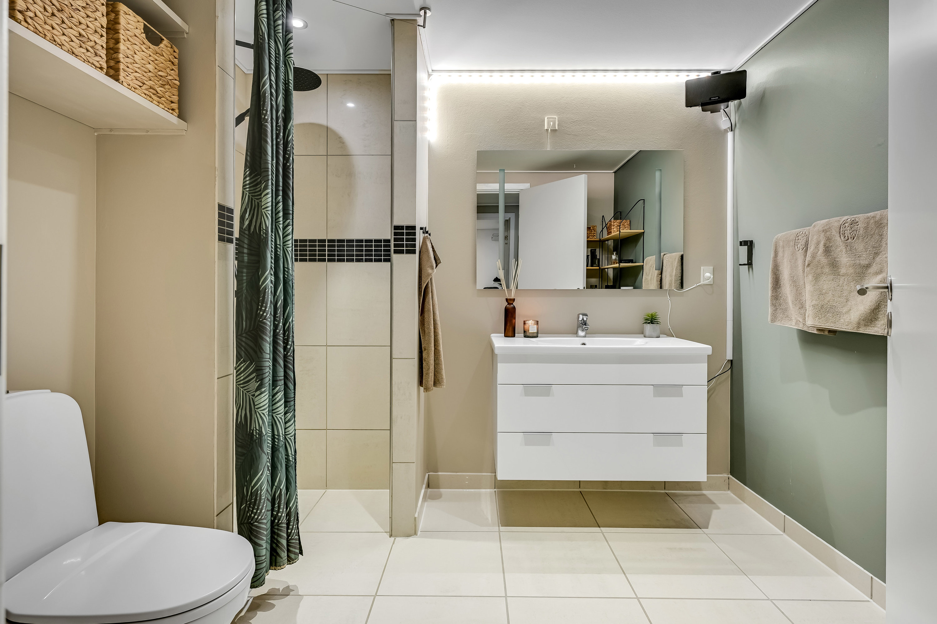 Miniaturebillede 2: badeværelse. Billede af Grundtvigs Alle 9, 1. mf., 6700 Esbjerg