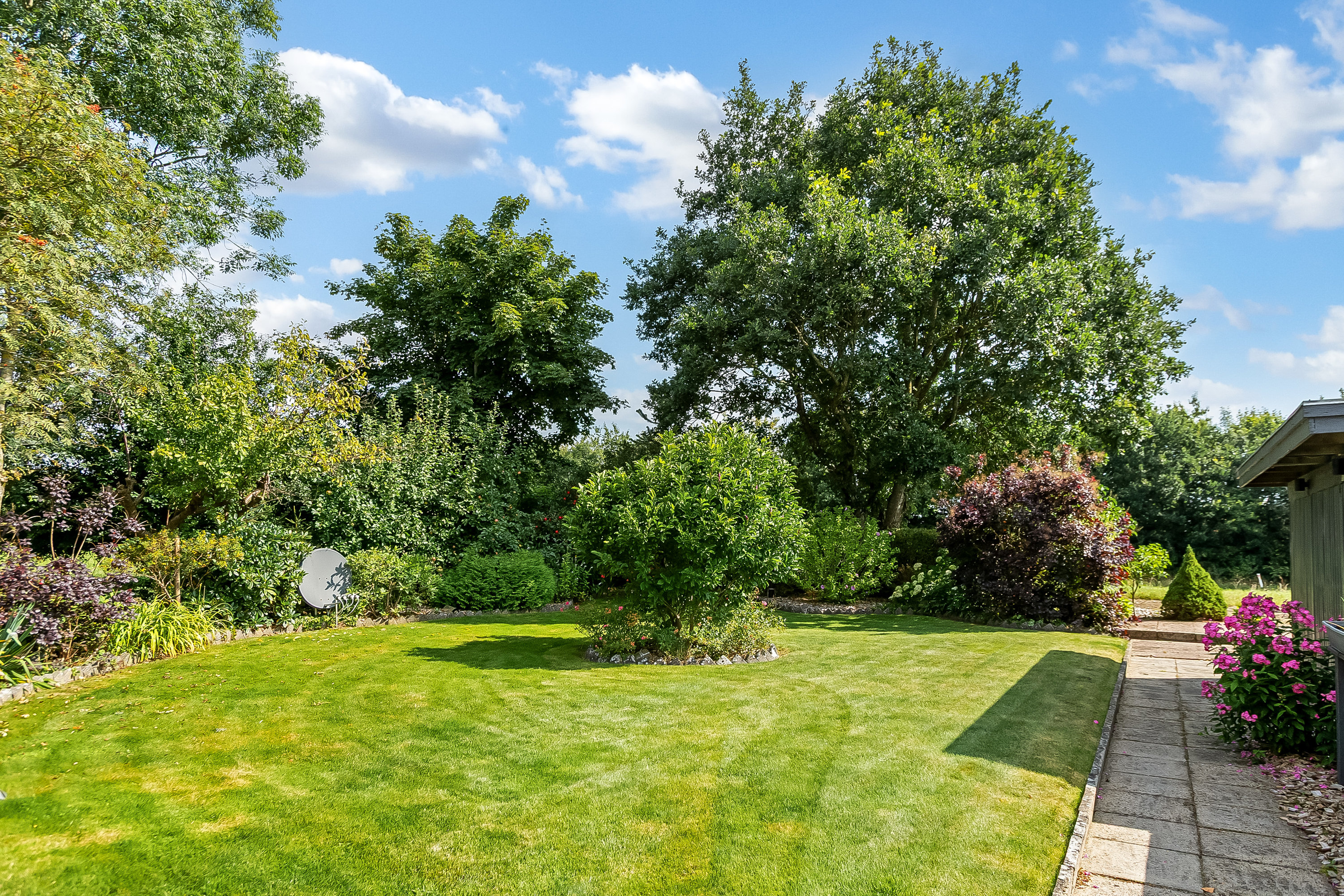 Fremhævet have billede i fuldskærmstilstand. Billede af Prangervej 14, Dons, 6051 Almind