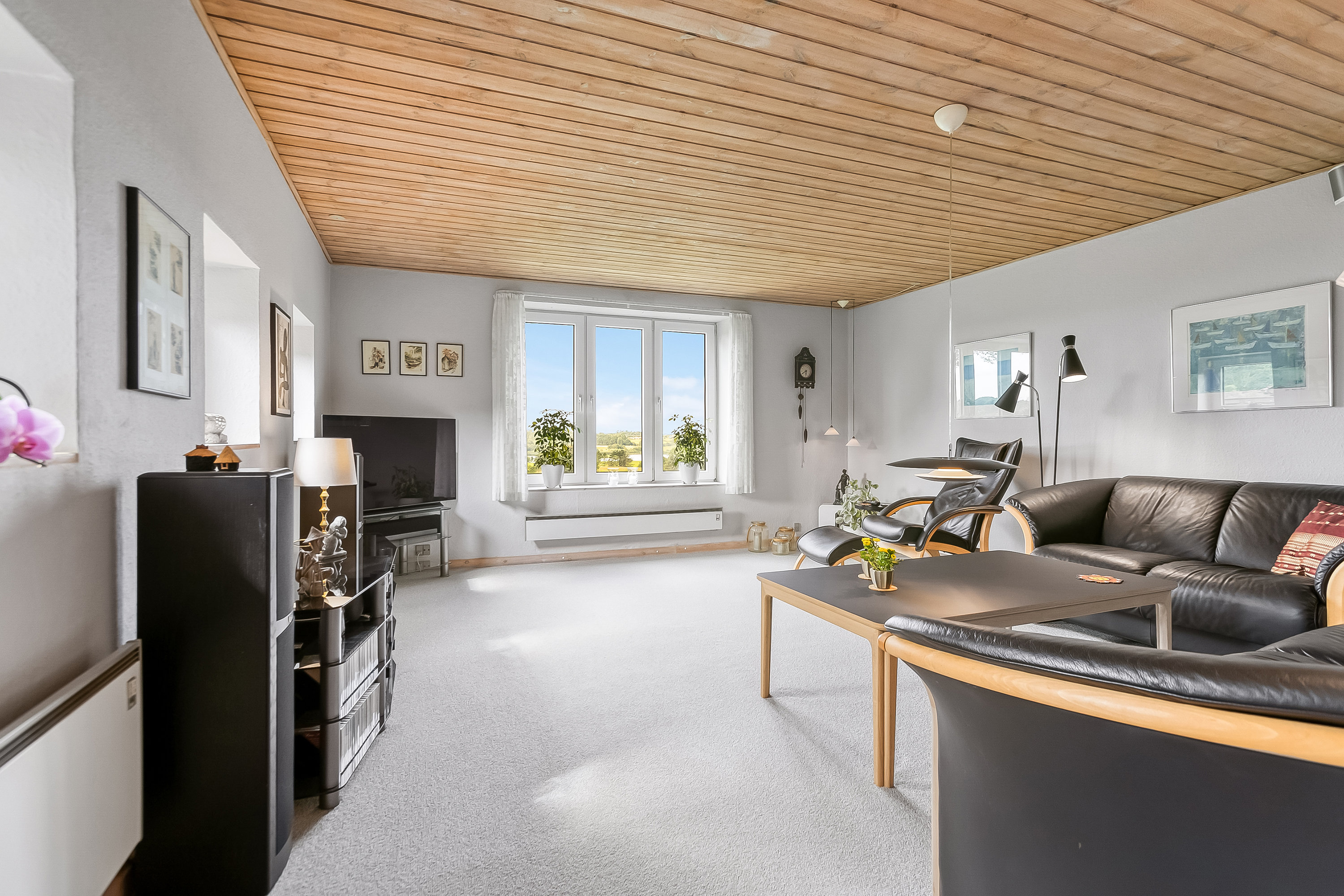 Fremhævet stue billede i fuldskærmstilstand. Billede af Prangervej 14, Dons, 6051 Almind