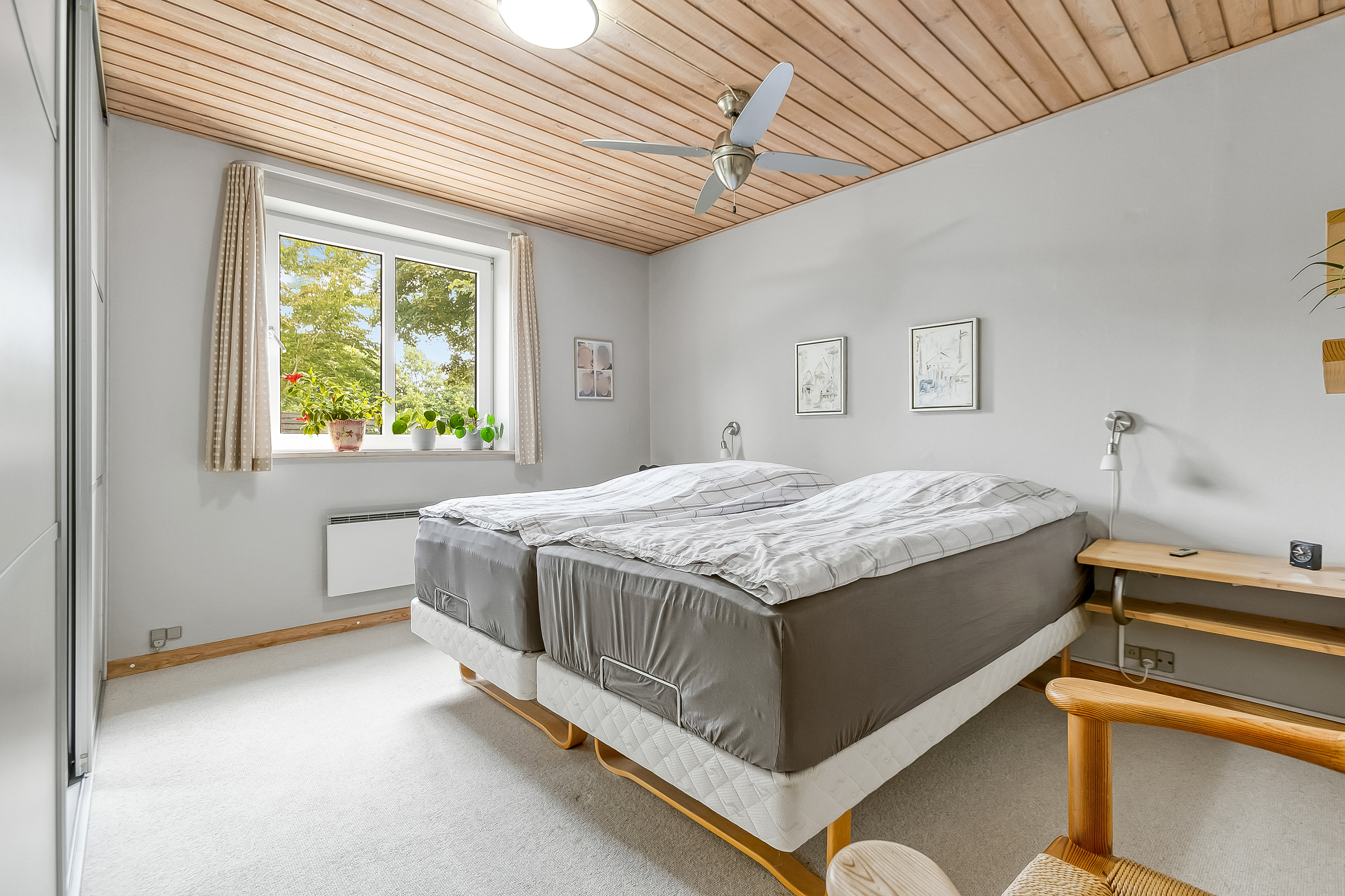 Fremhævet soveværelse billede i fuldskærmstilstand. Billede af Prangervej 14, Dons, 6051 Almind