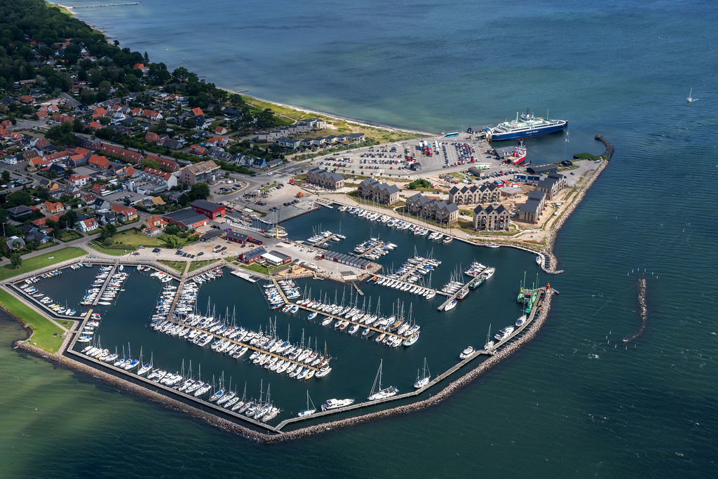 Fremhævet  billede i fuldskærmstilstand. Billede af Færgebyen 46, 1. 2., Hou, 8300 Odder