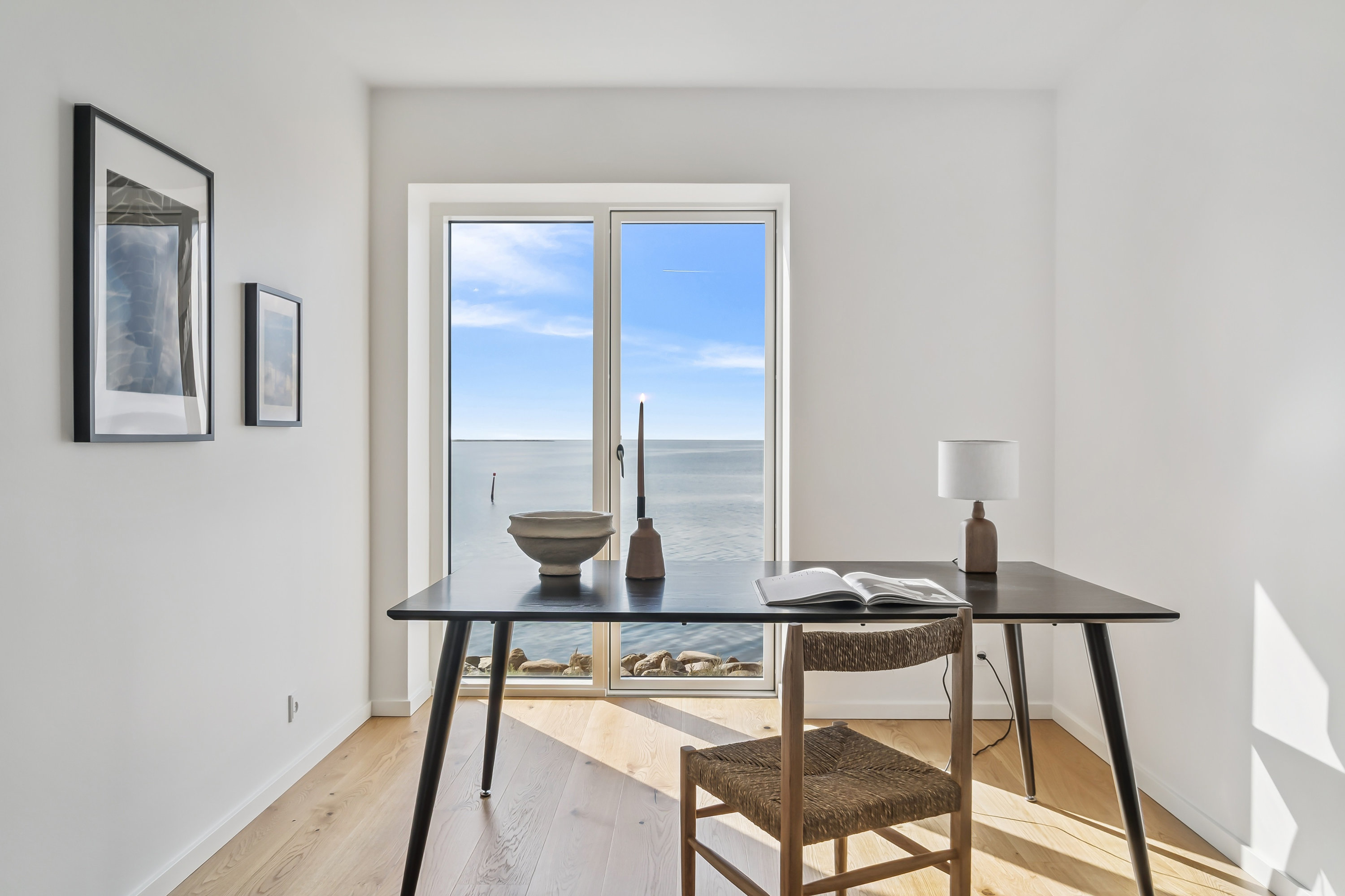 Fremhævet  billede i fuldskærmstilstand. Billede af Færgebyen 46, 1. 2., Hou, 8300 Odder