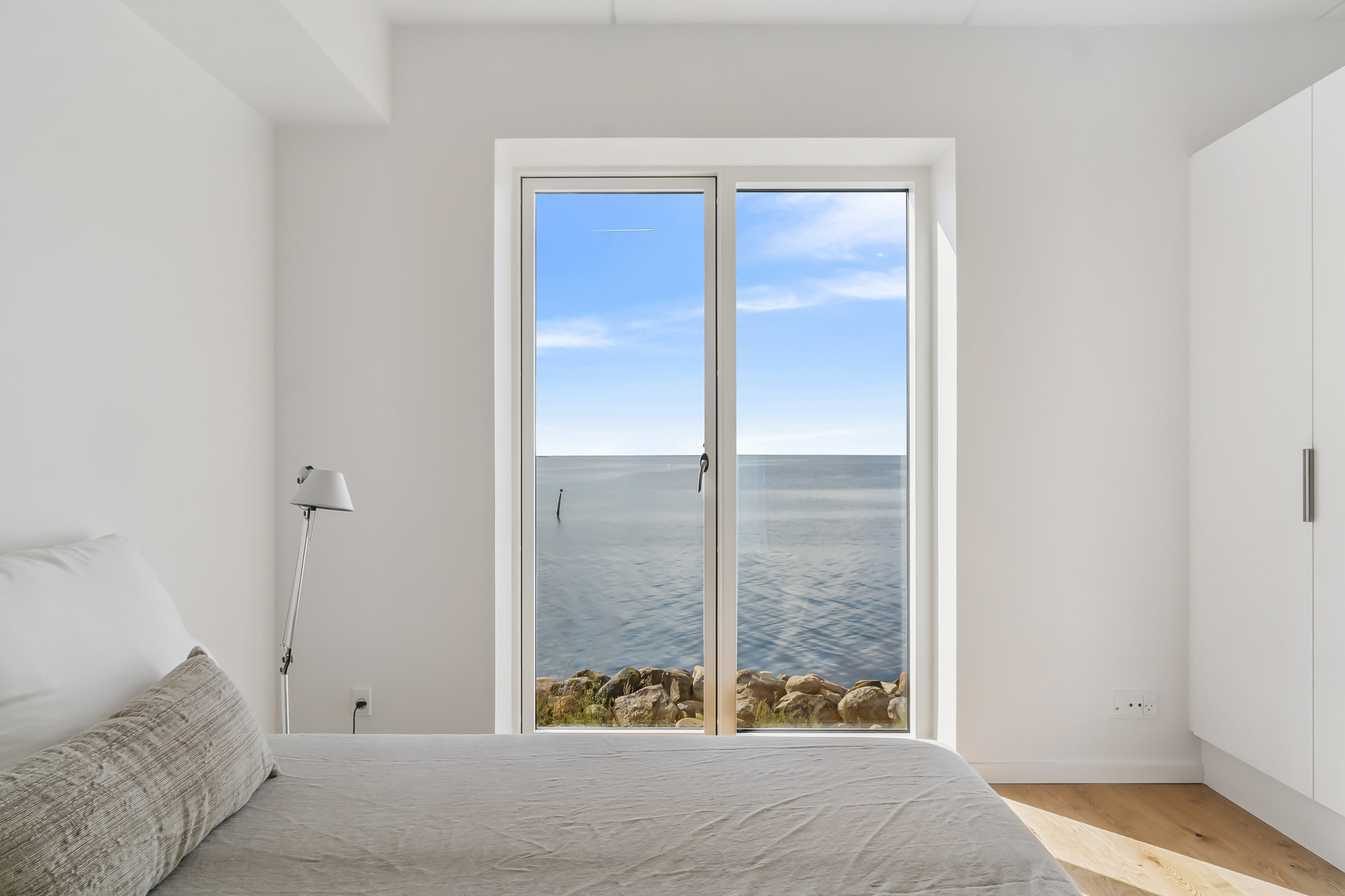 Fremhævet  billede i fuldskærmstilstand. Billede af Færgebyen 46, 1. 2., Hou, 8300 Odder