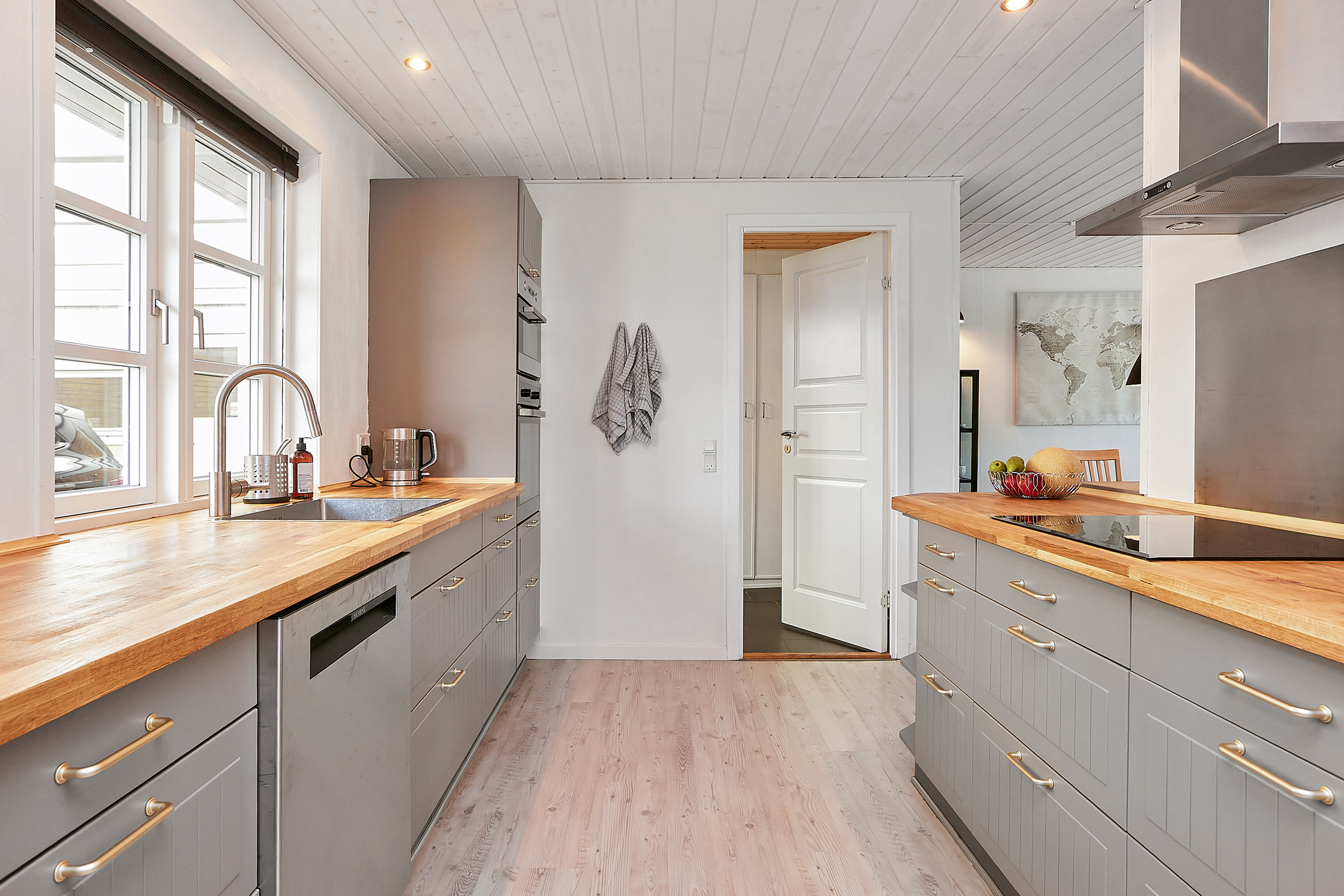 Fremhævet  billede i fuldskærmstilstand. Billede af Kirstinelundsvej 3, Ølsted, 8723 Løsning