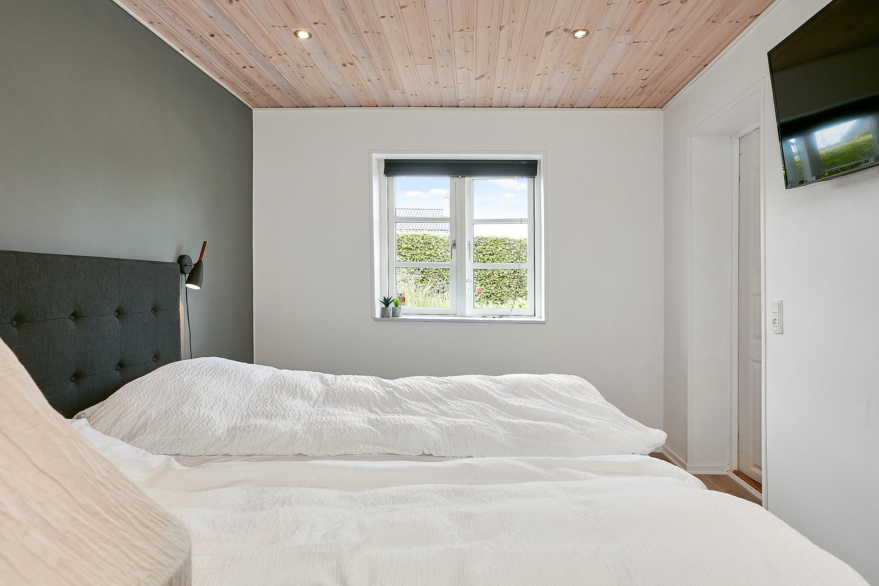 Fremhævet  billede i fuldskærmstilstand. Billede af Kirstinelundsvej 3, Ølsted, 8723 Løsning