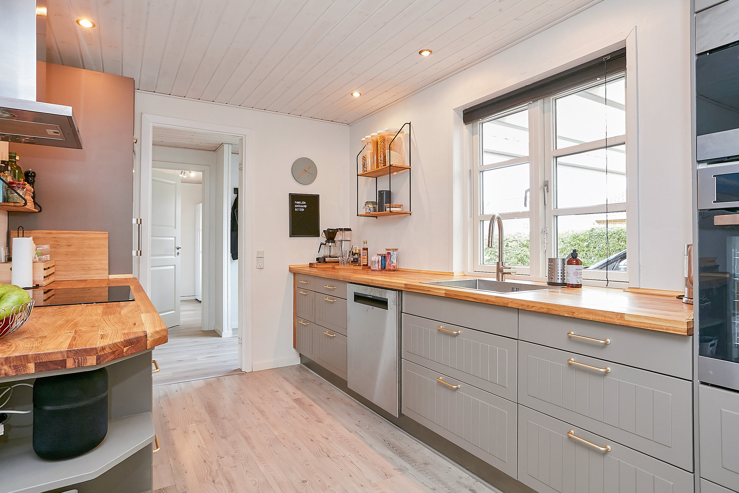 Fremhævet  billede i fuldskærmstilstand. Billede af Kirstinelundsvej 3, Ølsted, 8723 Løsning