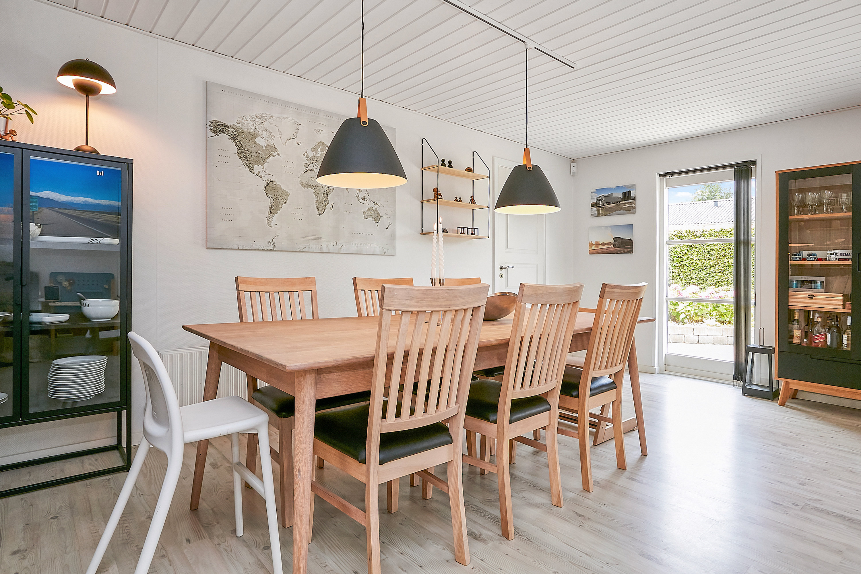 Fremhævet  billede i fuldskærmstilstand. Billede af Kirstinelundsvej 3, Ølsted, 8723 Løsning