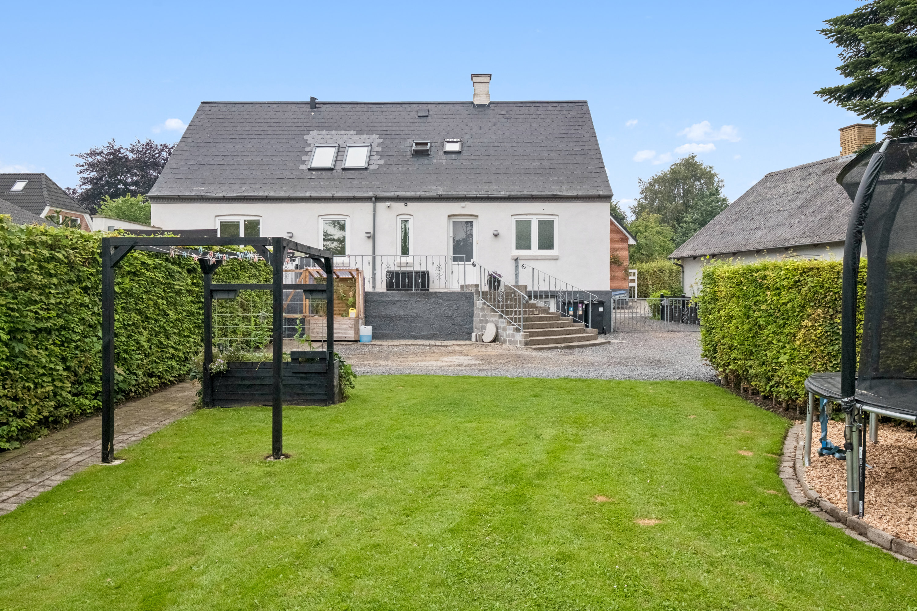 Fremhævet have billede i fuldskærmstilstand. Billede af Skovvej 34, 9510 Arden