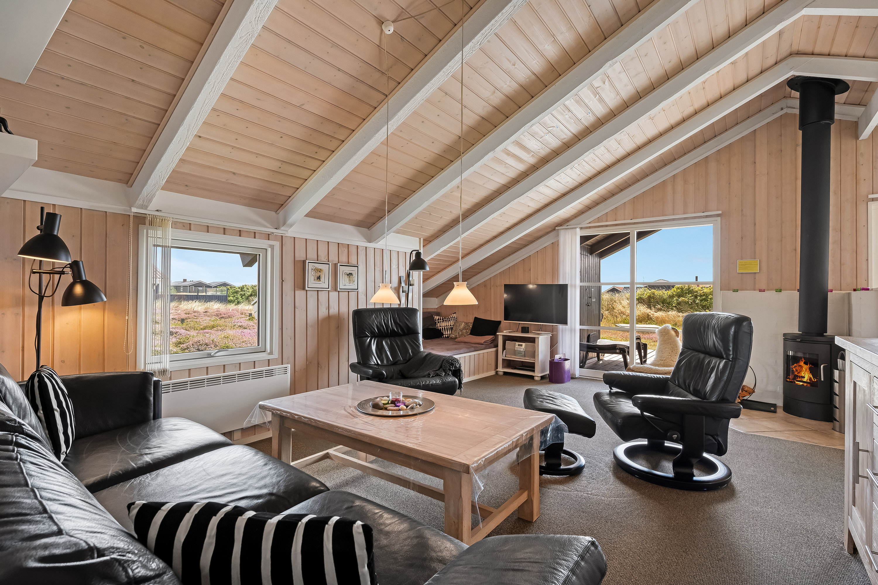 Miniaturebillede 2: stue. Billede af Arvidvej 268, Bjerregaard, 6960 Hvide Sande