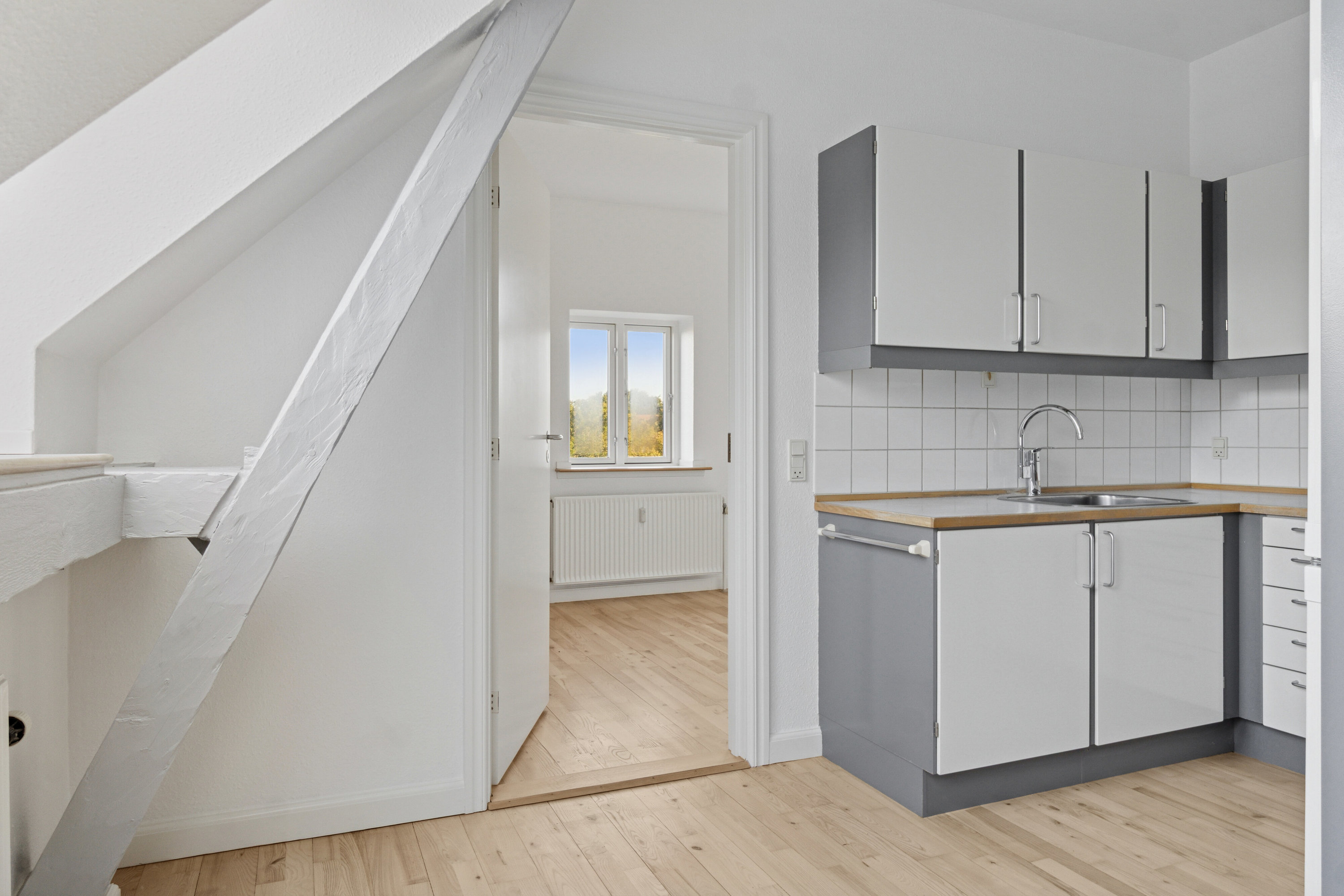 Fremhævet køkken billede i fuldskærmstilstand. Billede af Klosterhaven 1, 2. 3., Centrum, 4200 Slagelse