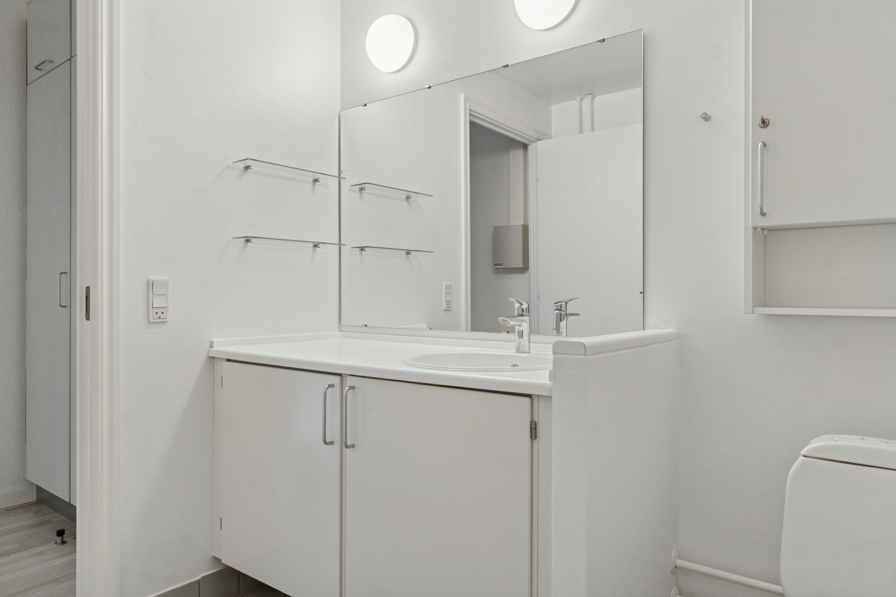 Fremhævet badeværelse billede i fuldskærmstilstand. Billede af Klosterhaven 1, 2. 3., Centrum, 4200 Slagelse