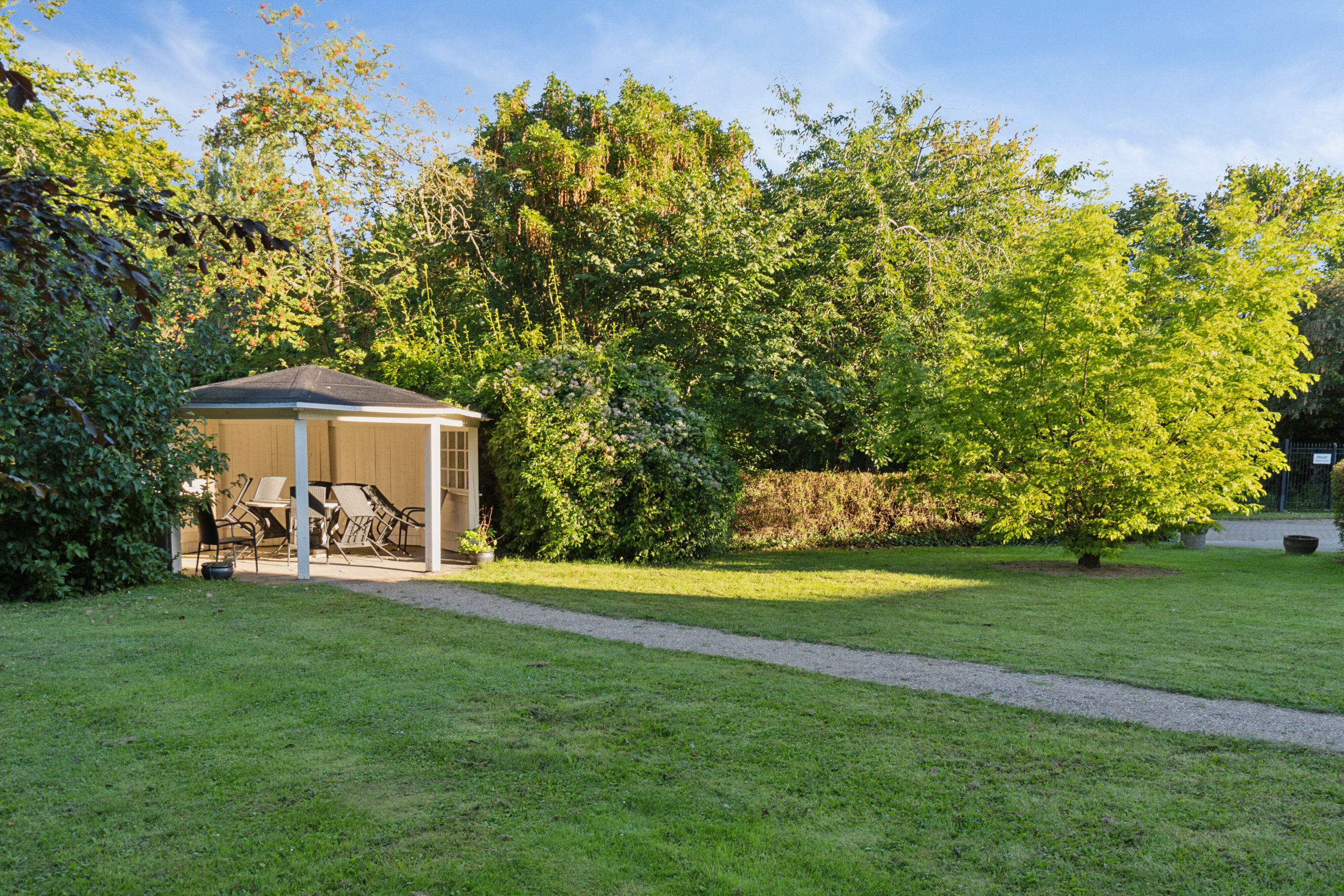 Fremhævet udendørs billede i fuldskærmstilstand. Billede af Klosterhaven 1, 2. 3., Centrum, 4200 Slagelse