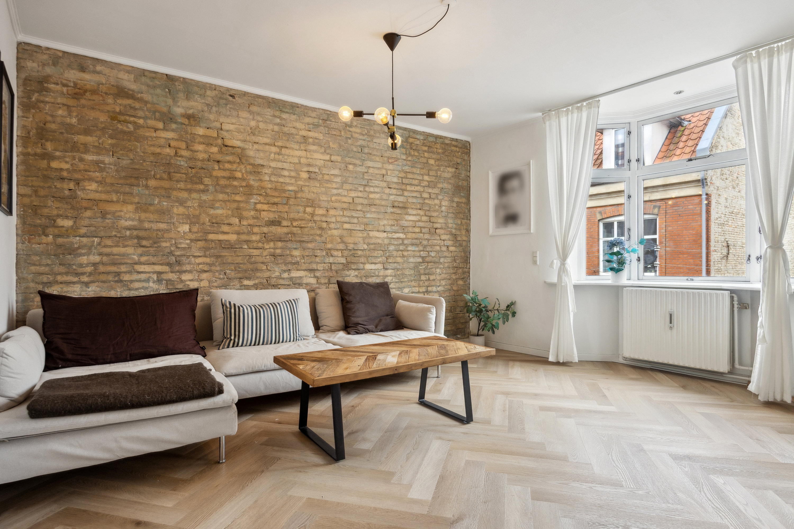 Fremhævet stue billede i fuldskærmstilstand. Billede af Reberbansgade 6, 2. th., 9000 Aalborg