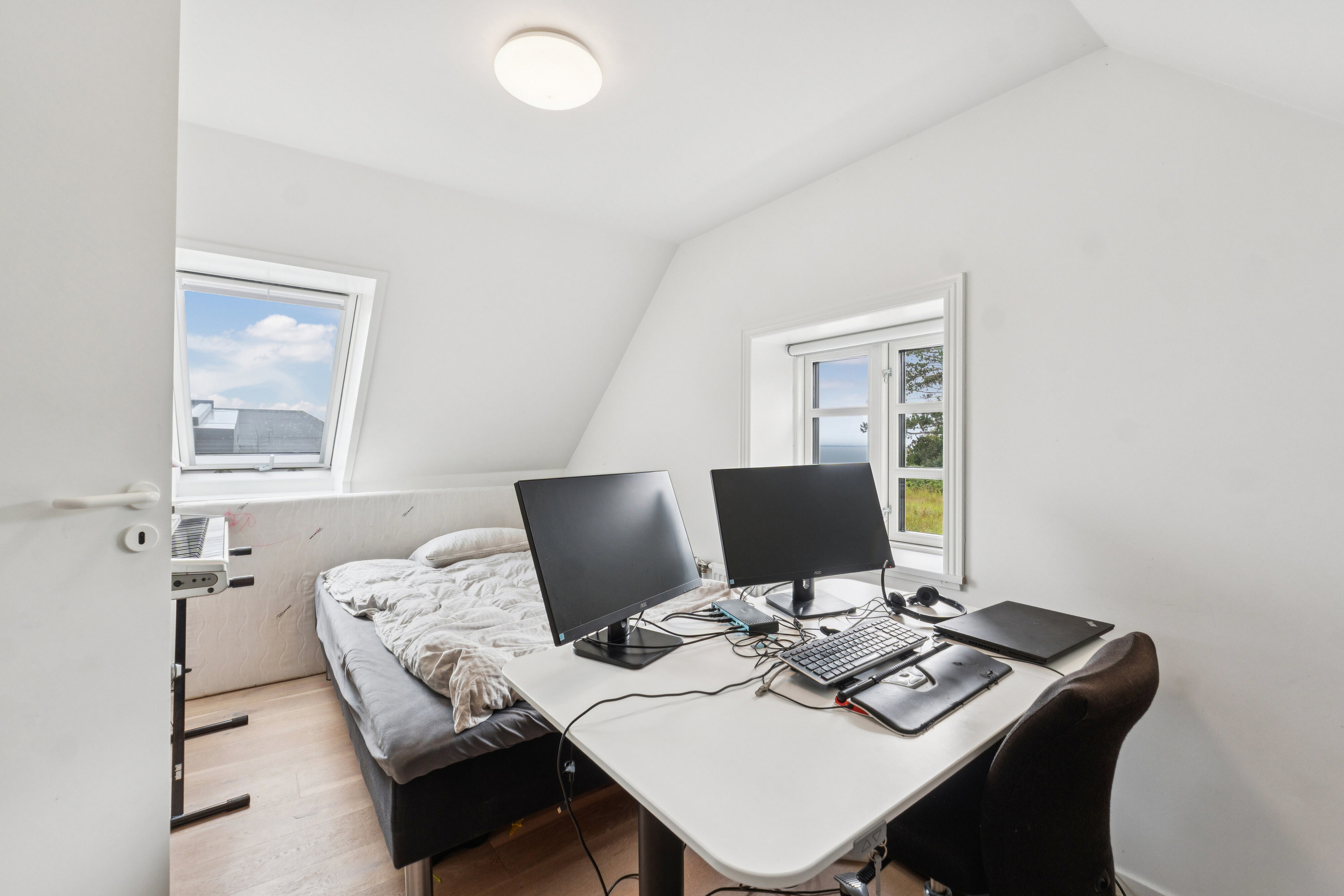 Fremhævet arbejdsværelse billede i fuldskærmstilstand. Billede af Kystvej 27, Lundeborg, 5874 Hesselager