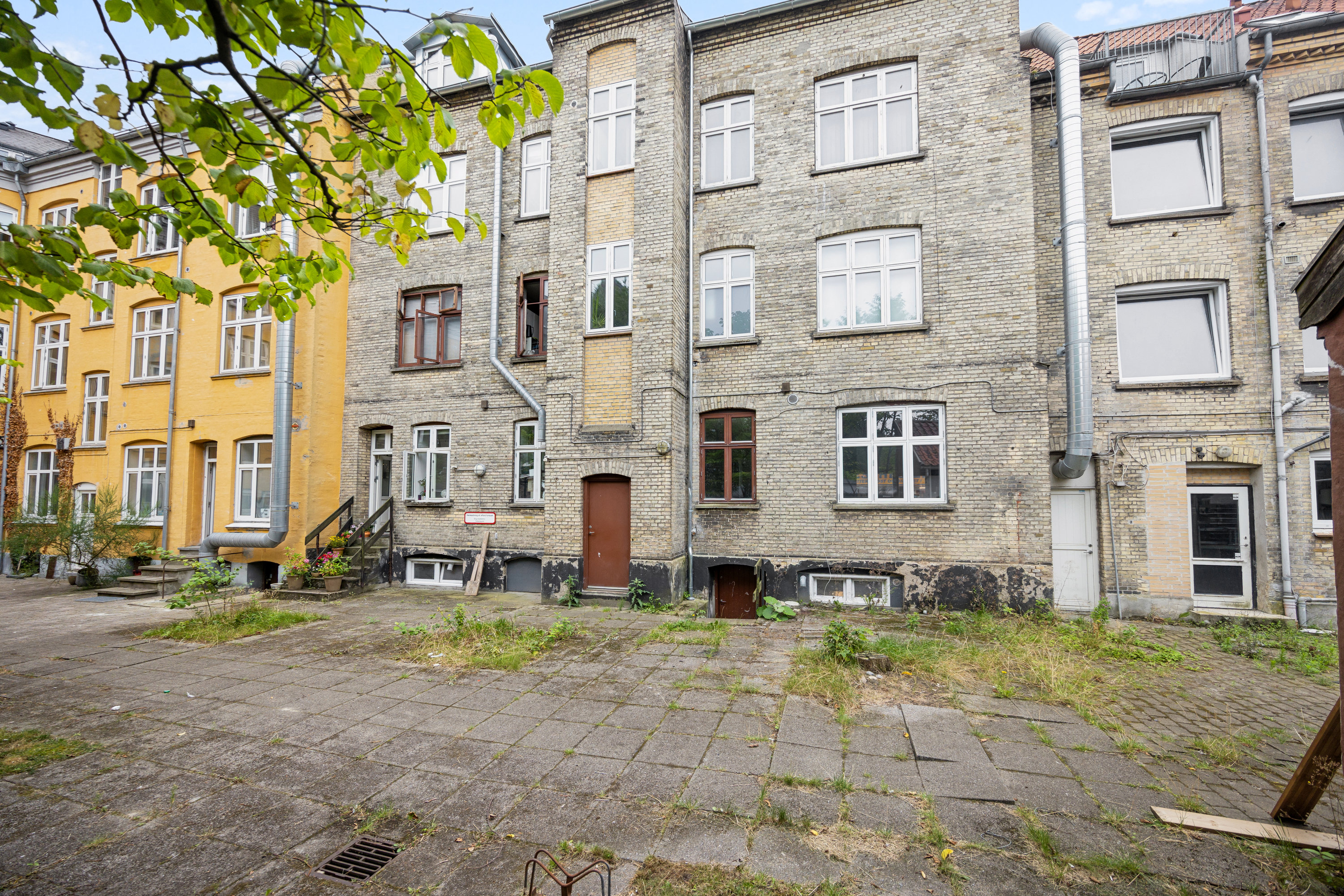 Fremhævet ejendom 1 billede i fuldskærmstilstand. Billede af Reberbansgade 6, 2. th., 9000 Aalborg