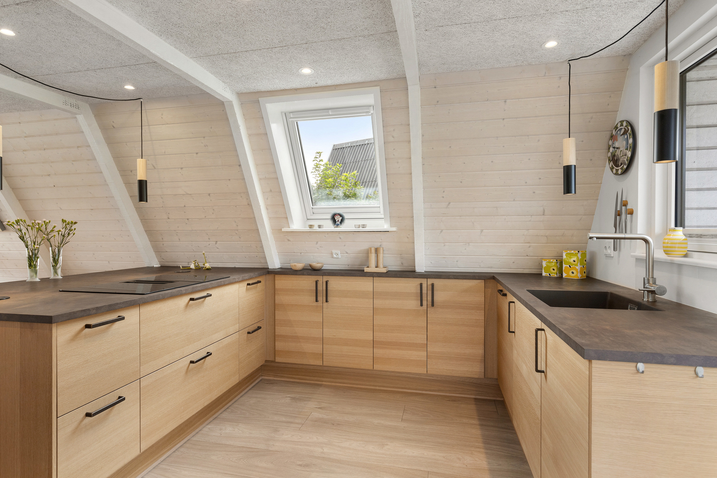 Fremhævet køkken billede i fuldskærmstilstand. Billede af Golfsvinget 138, Gatten, 9640 Farsø