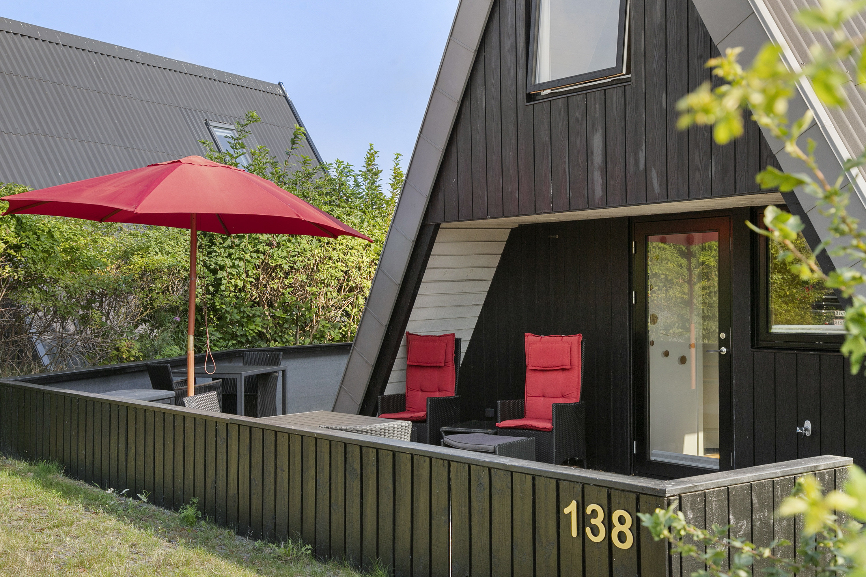 Fremhævet terrasse billede i fuldskærmstilstand. Billede af Golfsvinget 138, Gatten, 9640 Farsø