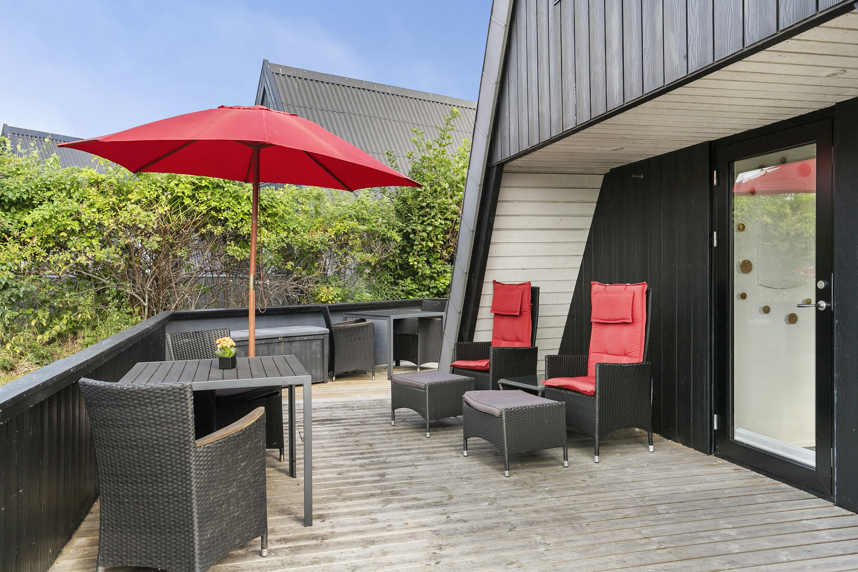 Fremhævet terrasse billede i fuldskærmstilstand. Billede af Golfsvinget 138, Gatten, 9640 Farsø