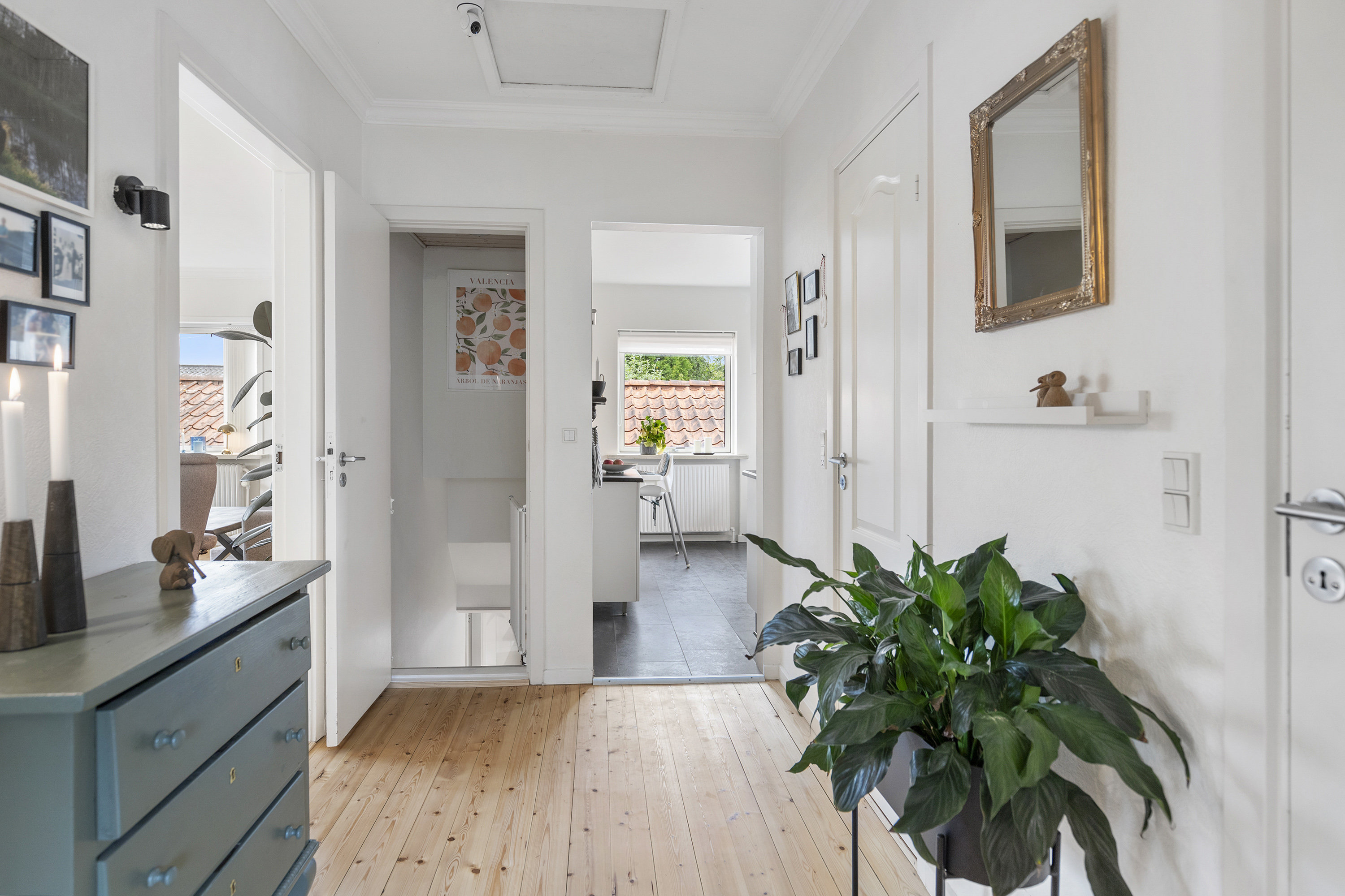 Fremhævet gang billede i fuldskærmstilstand. Billede af Jyllandsgade 31, 9700 Brønderslev