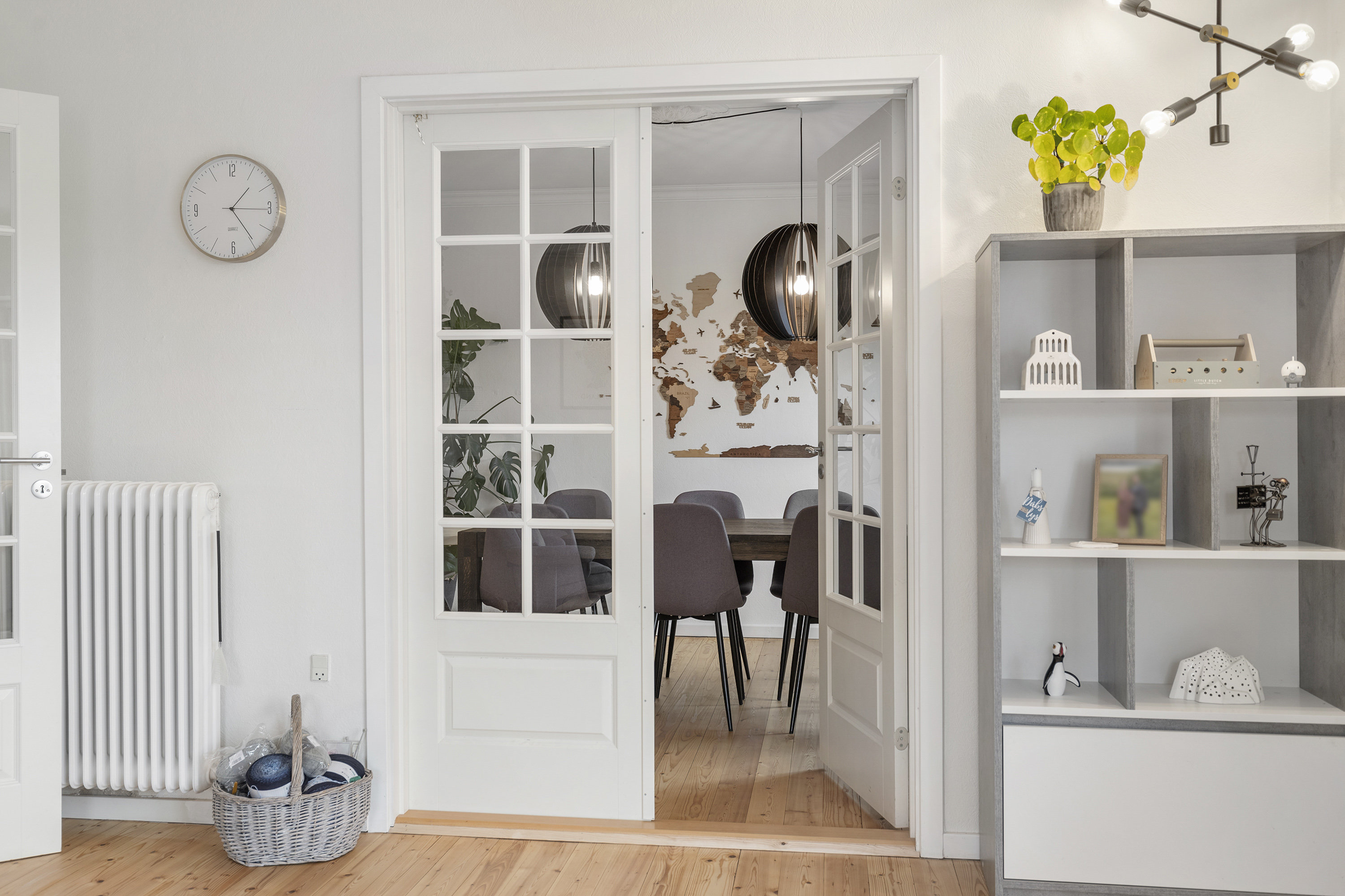 Fremhævet stue billede i fuldskærmstilstand. Billede af Jyllandsgade 31, 9700 Brønderslev