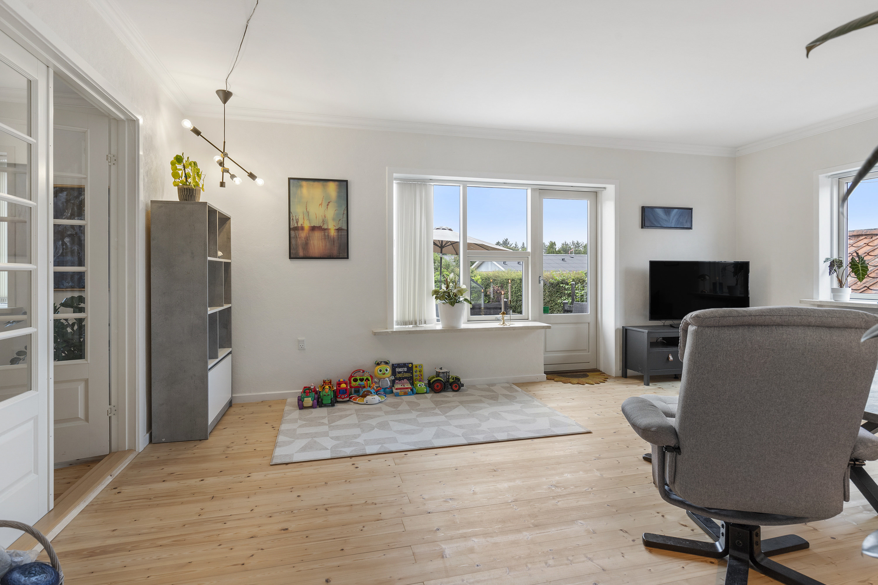 Fremhævet stue billede i fuldskærmstilstand. Billede af Jyllandsgade 31, 9700 Brønderslev