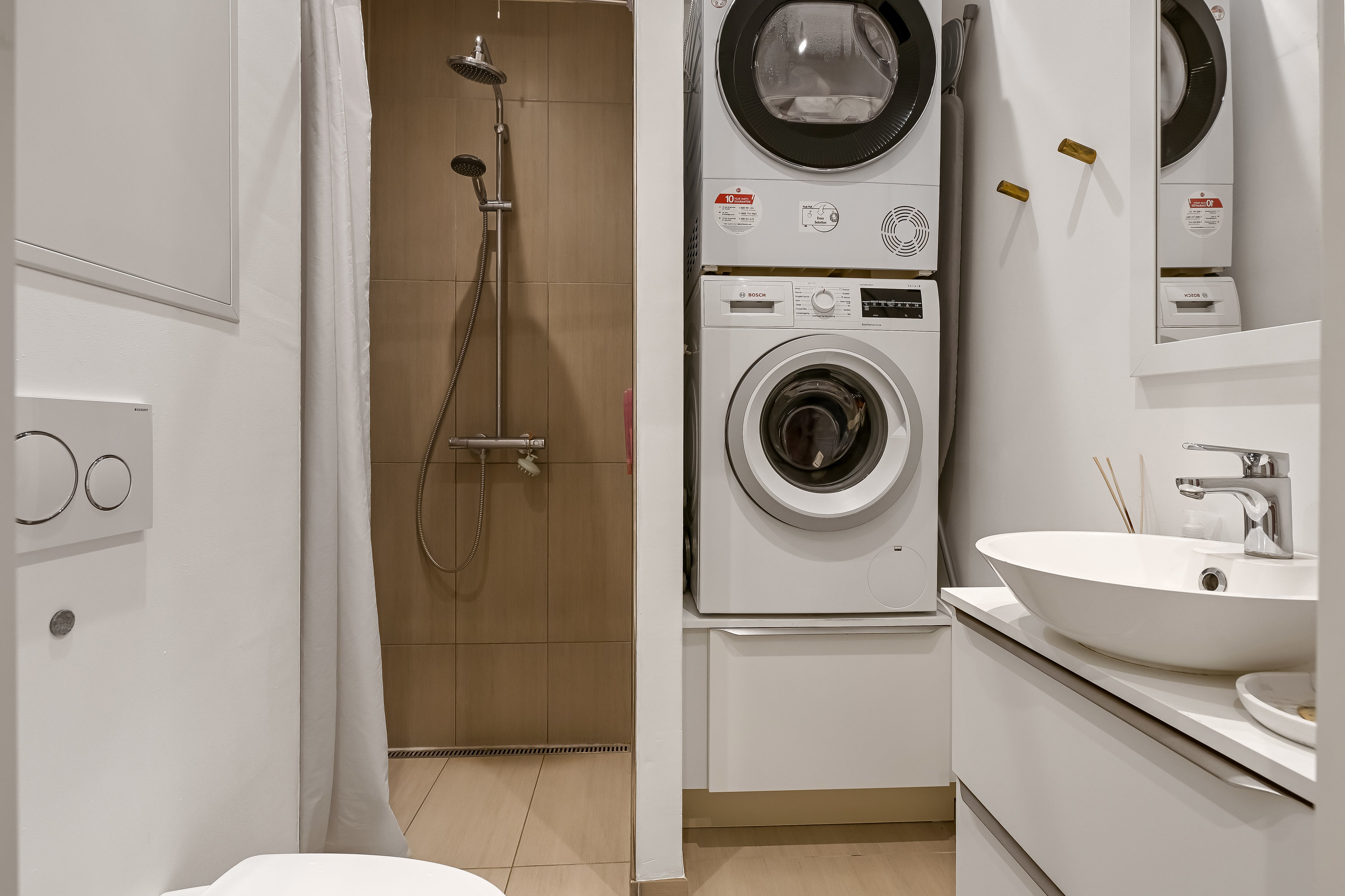 Fremhævet badeværelse billede i fuldskærmstilstand. Billede af Skjoldsgade 92, 3. th., 6700 Esbjerg