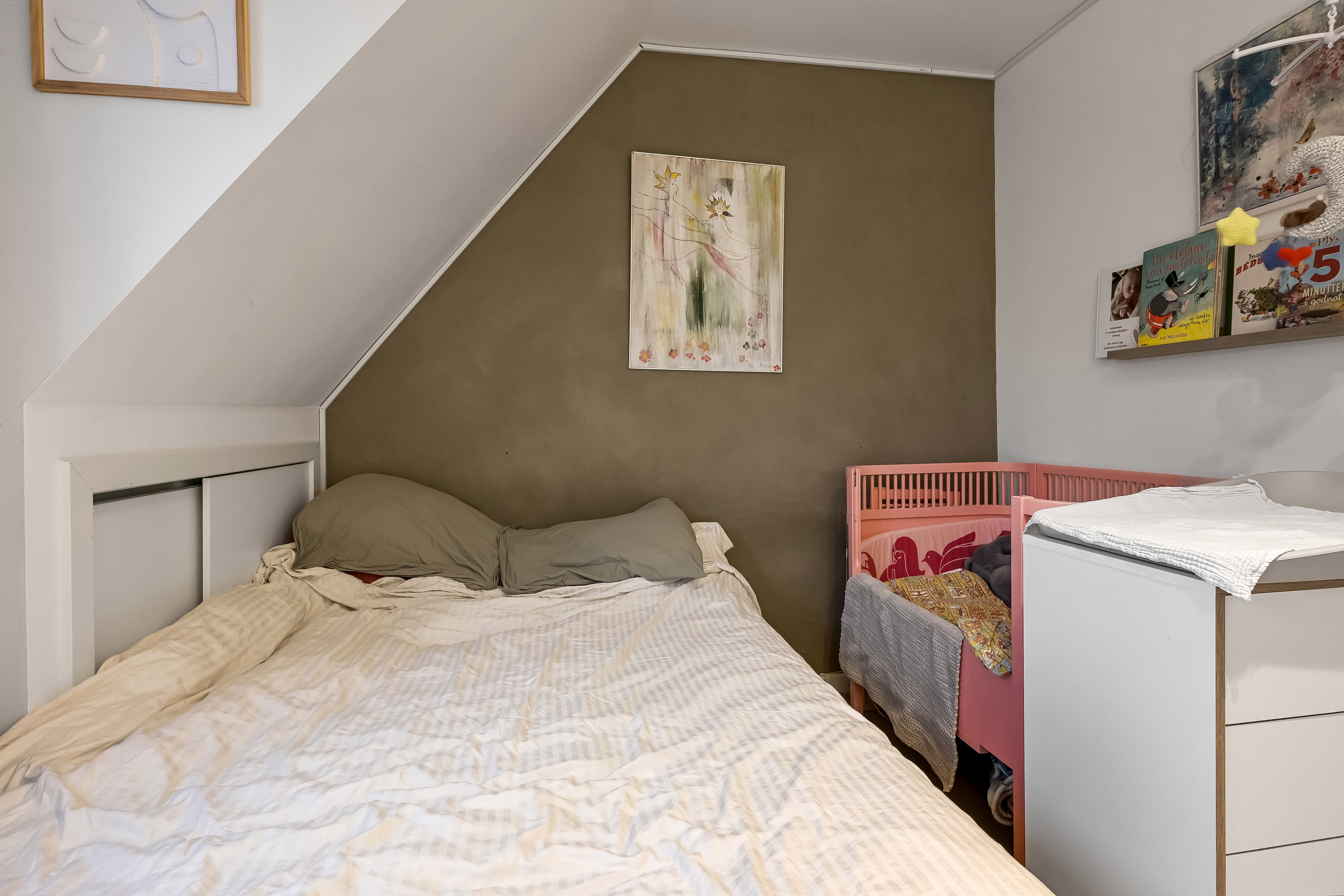 Fremhævet værelse billede i fuldskærmstilstand. Billede af Skjoldsgade 92, 3. th., 6700 Esbjerg