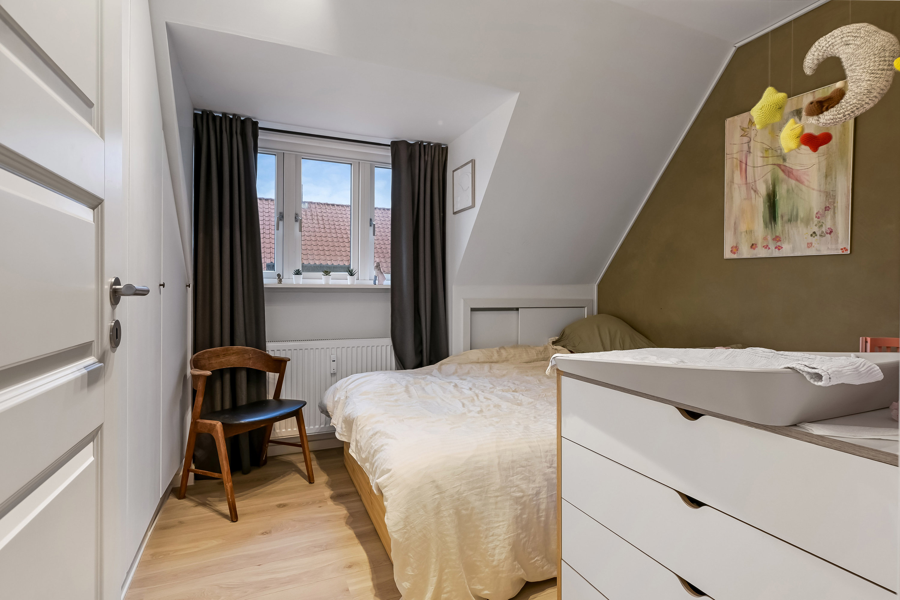 Fremhævet værelse billede i fuldskærmstilstand. Billede af Skjoldsgade 92, 3. th., 6700 Esbjerg