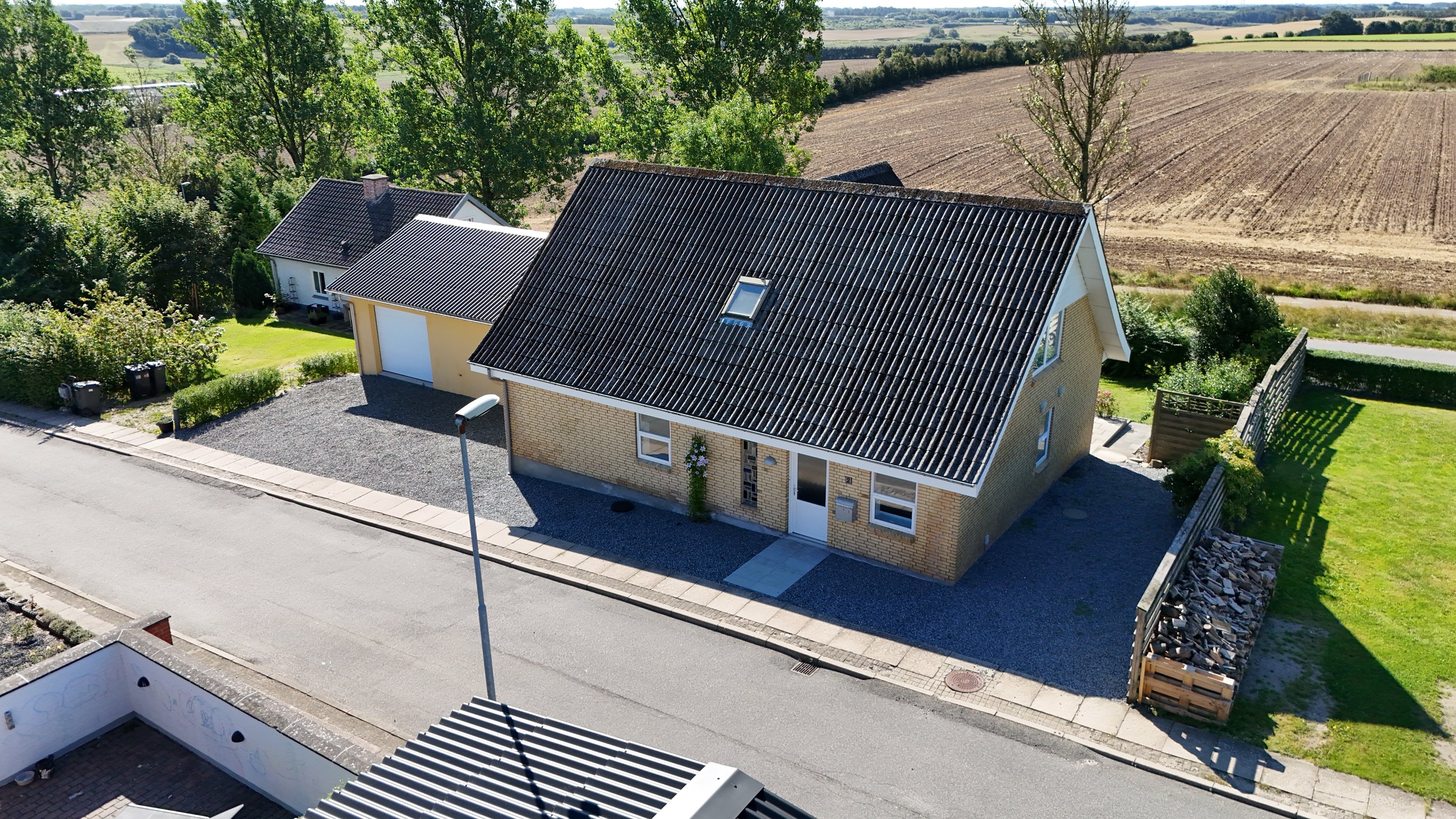 Fremhævet luftfoto billede i fuldskærmstilstand. Billede af Udsigten 2, Ravnkilde, 9610 Nørager