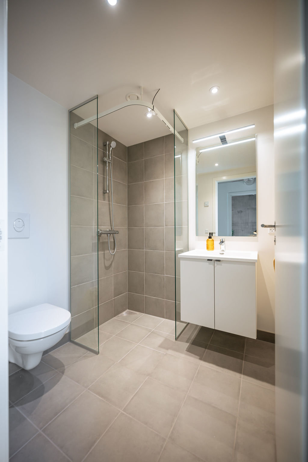 Fremhævet  billede i fuldskærmstilstand. Billede af Enggade 2C, 3. tv., 5000 Odense C