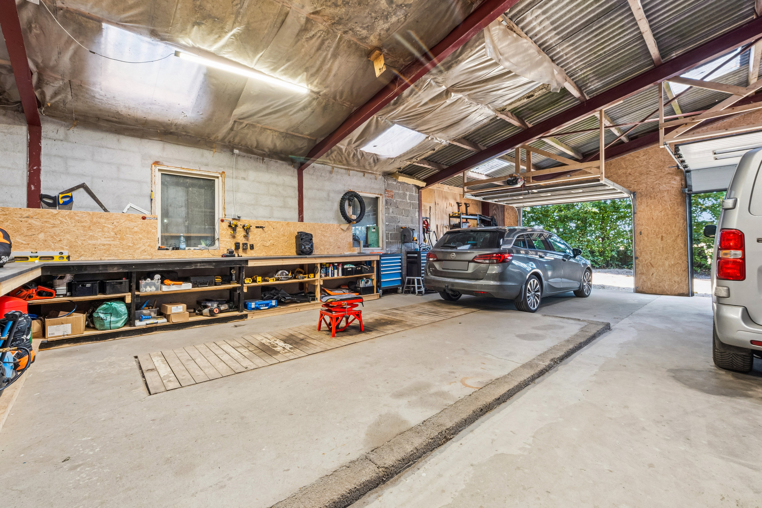 Fremhævet garage billede i fuldskærmstilstand. Billede af Canadavej 12, Sindbjerg, 7970 Redsted M