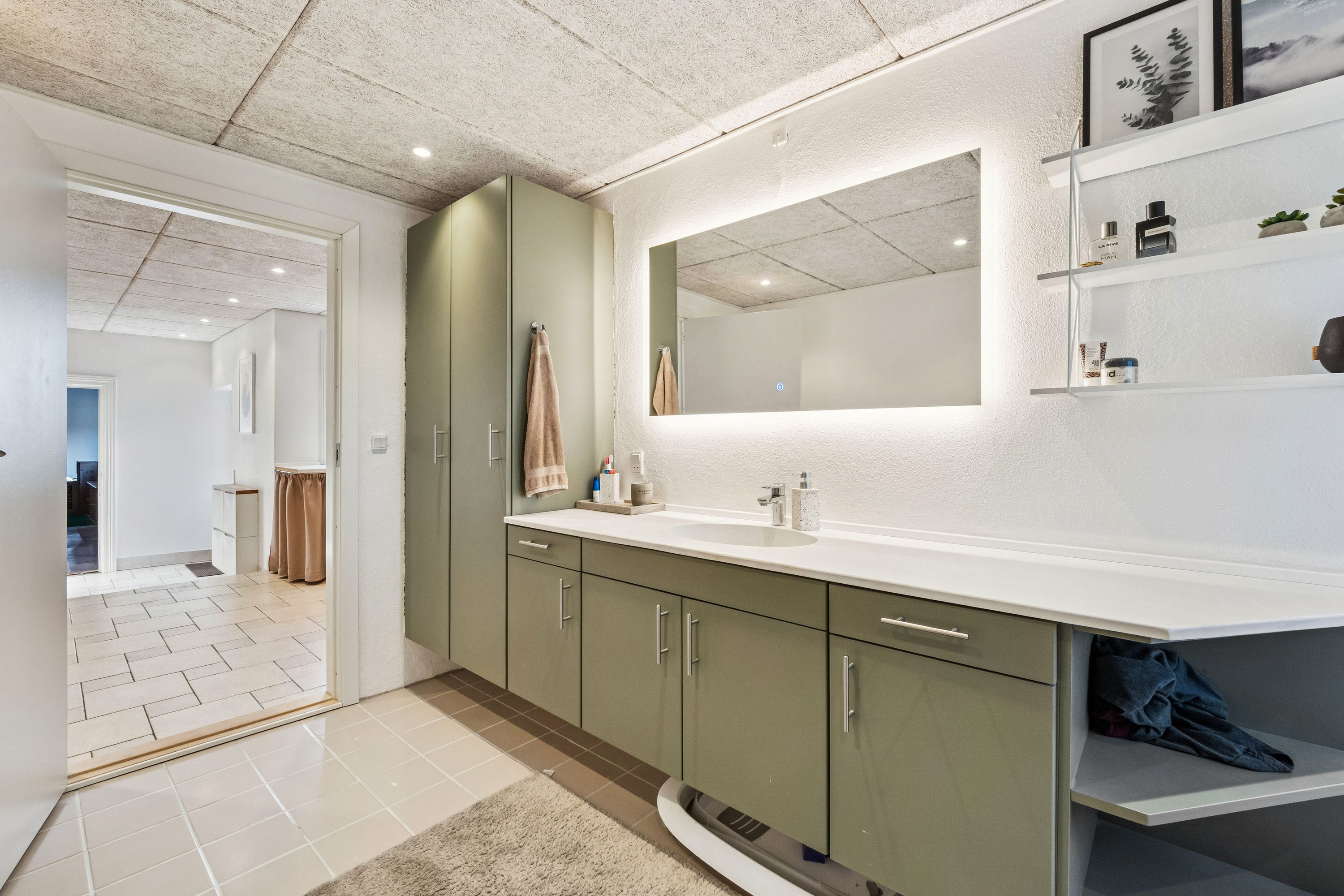 Fremhævet badeværelse billede i fuldskærmstilstand. Billede af Canadavej 12, Sindbjerg, 7970 Redsted M