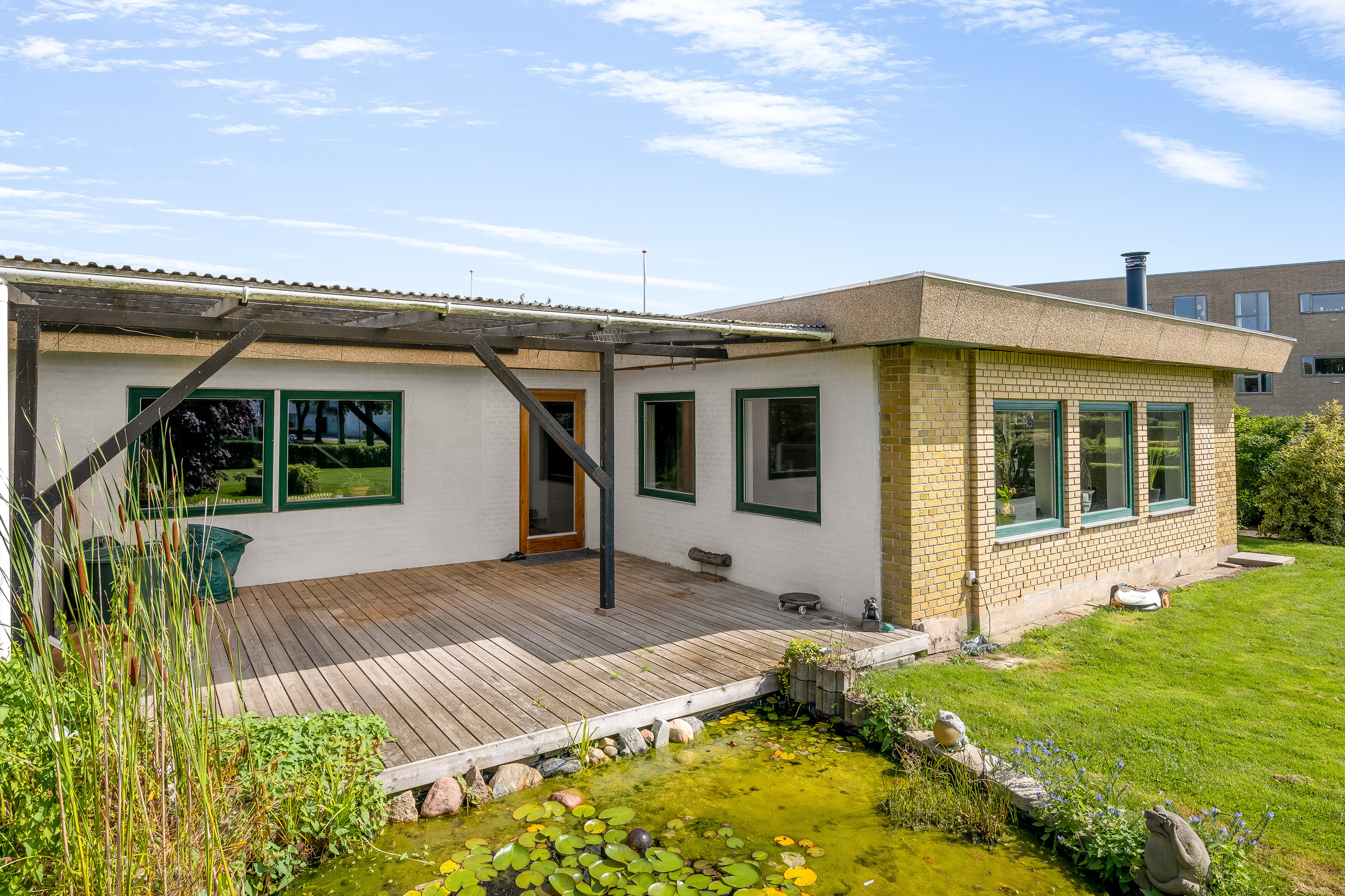 Fremhævet facade billede i fuldskærmstilstand. Billede af Bellisvej 14, 6950 Ringkøbing